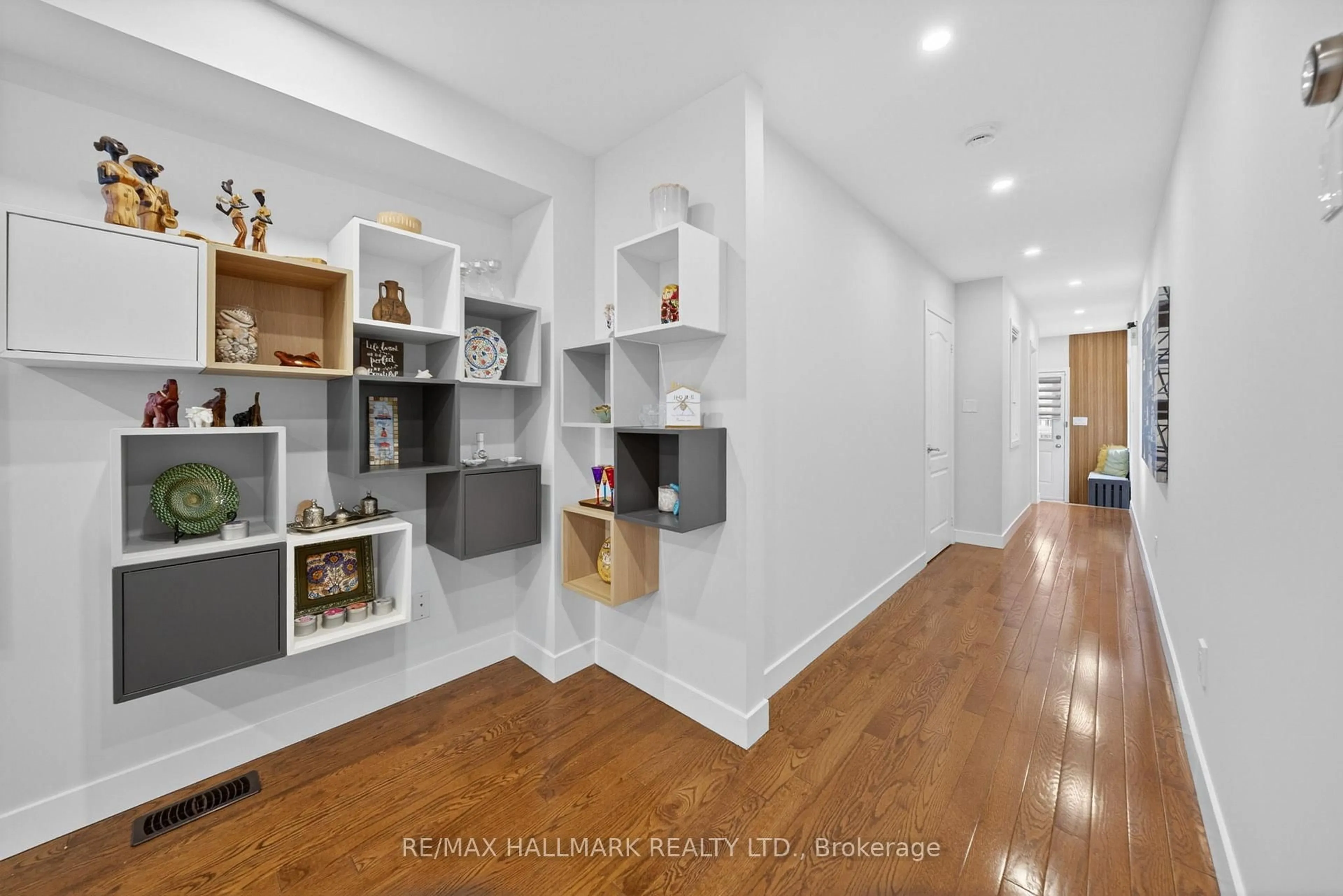 Unknown for 64 Coranto Way, Vaughan Ontario L4H 3L9