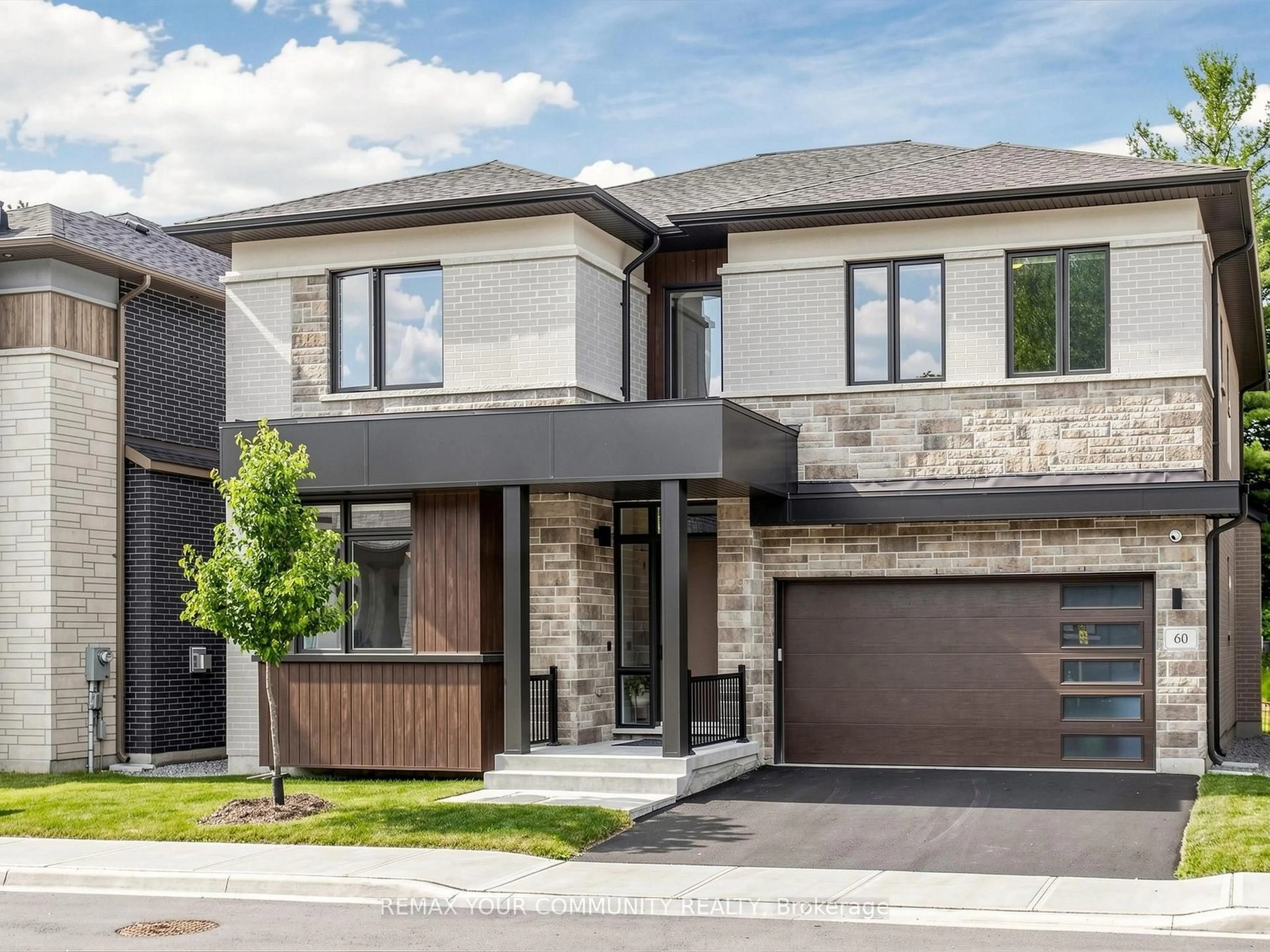 Home with brick exterior material, street for 60 Royal Hill Crt, Aurora Ontario L4G 3Z7