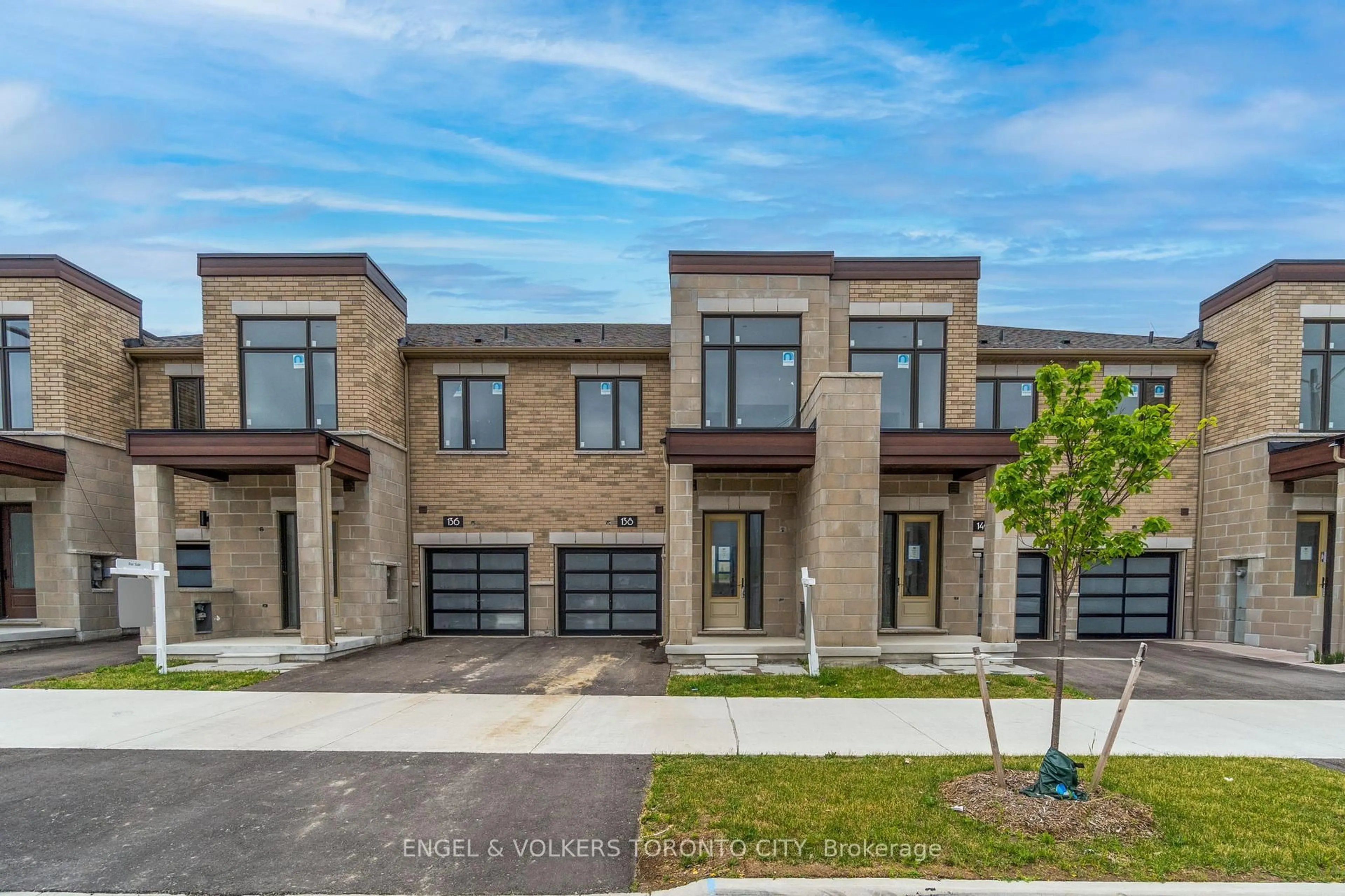 Home with brick exterior material, street for 136 Mumbai Dr, Markham Ontario L3S 0G5