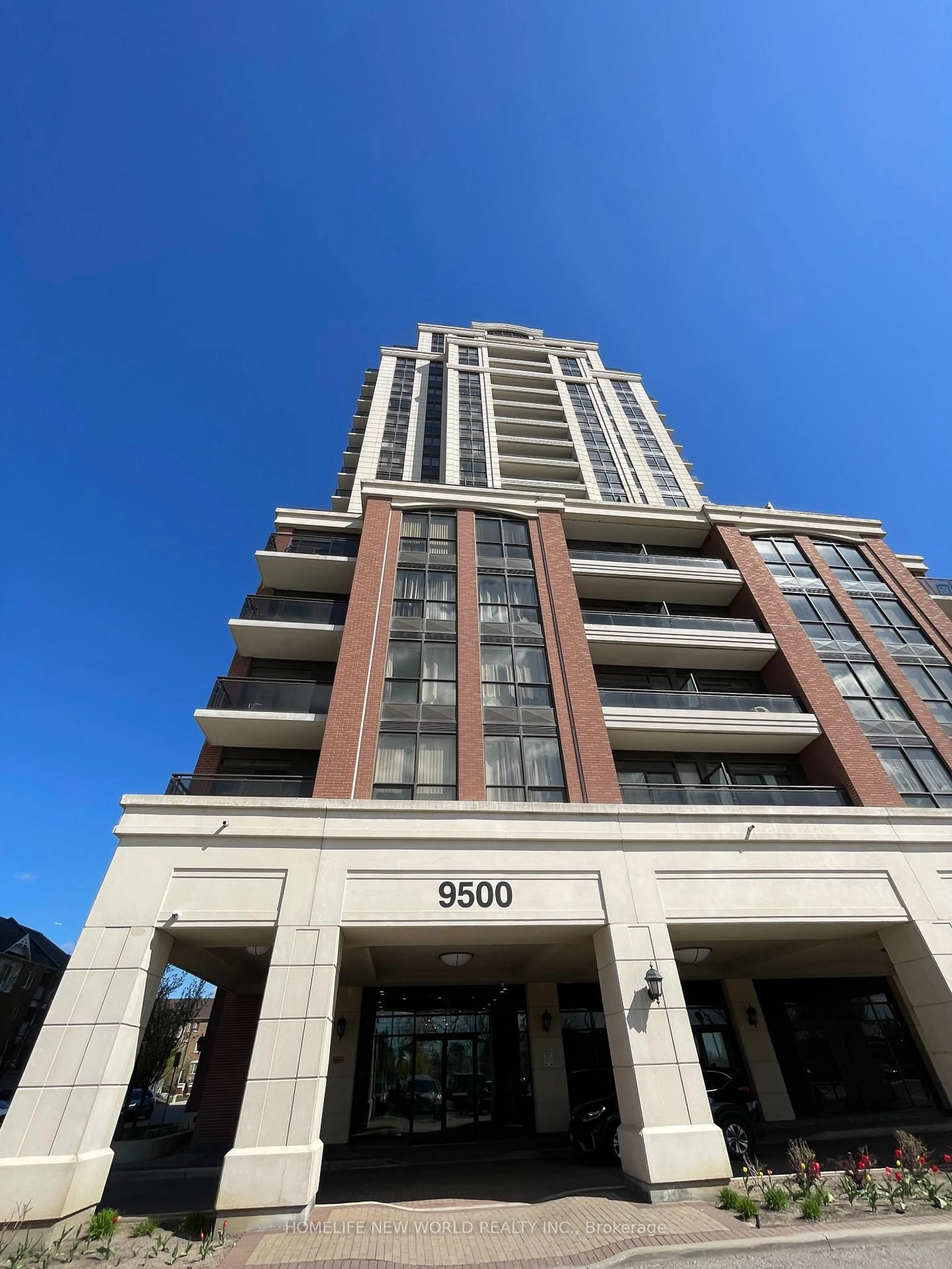 Indoor foyer for 9500 Markham Rd #617, Markham Ontario L6E 0N6