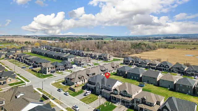 4 Sandhill Cres, Adjala-Tosorontio 4