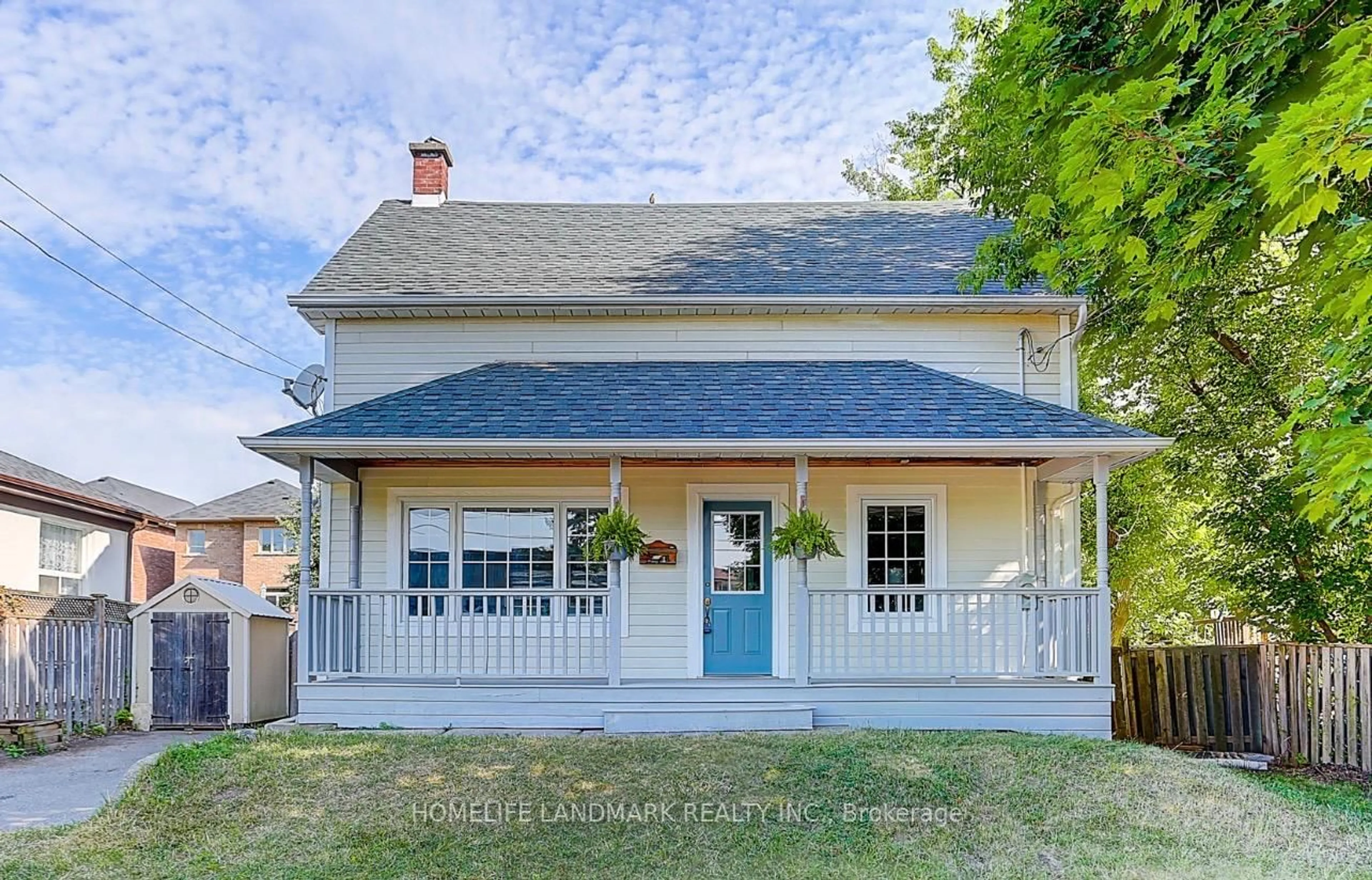Home with vinyl exterior material, street for 115 Crosby Ave, Richmond Hill Ontario L4C 2R3