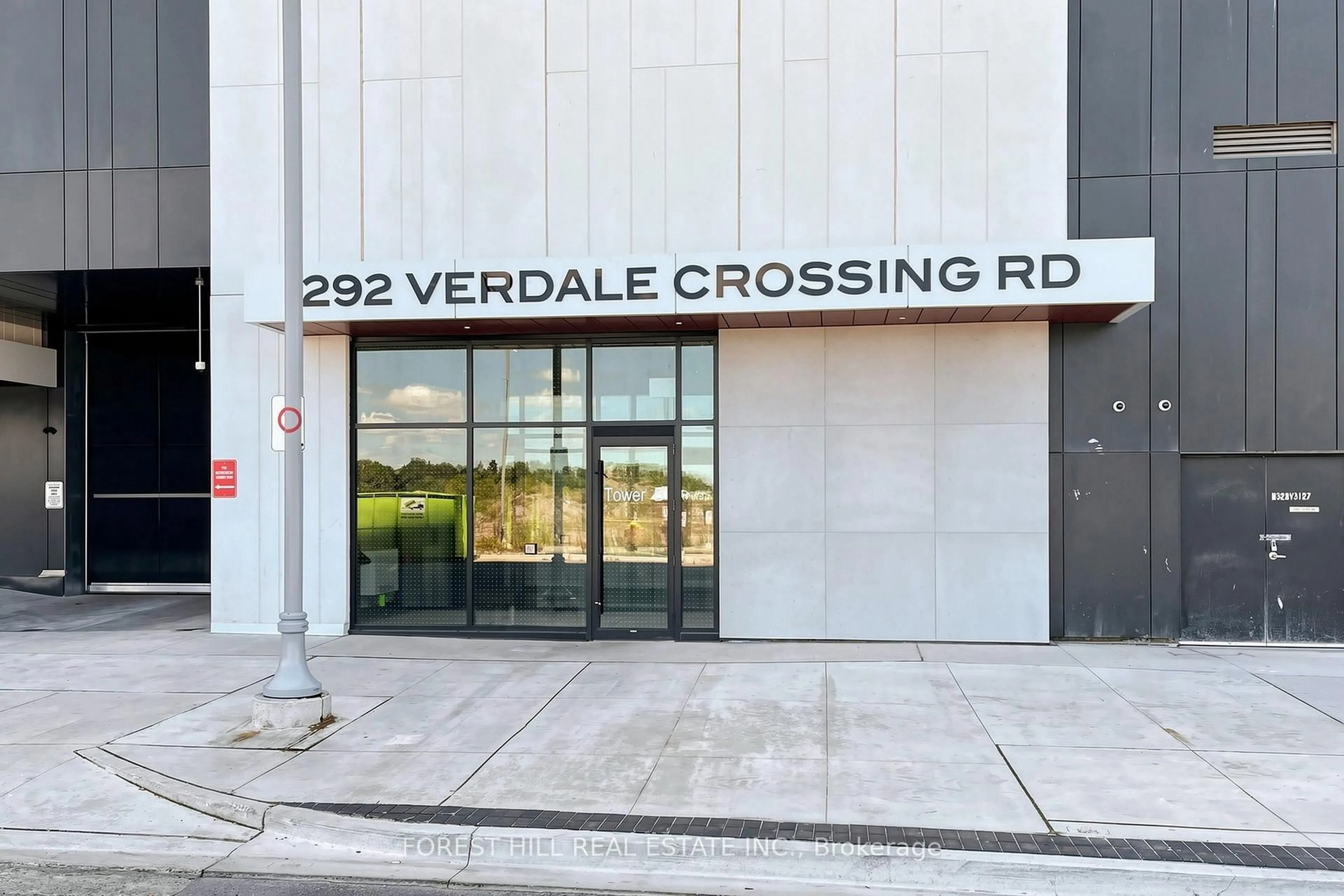 Indoor foyer for 292 Verdale Crossing #1603, Markham Ontario L6G 0H6