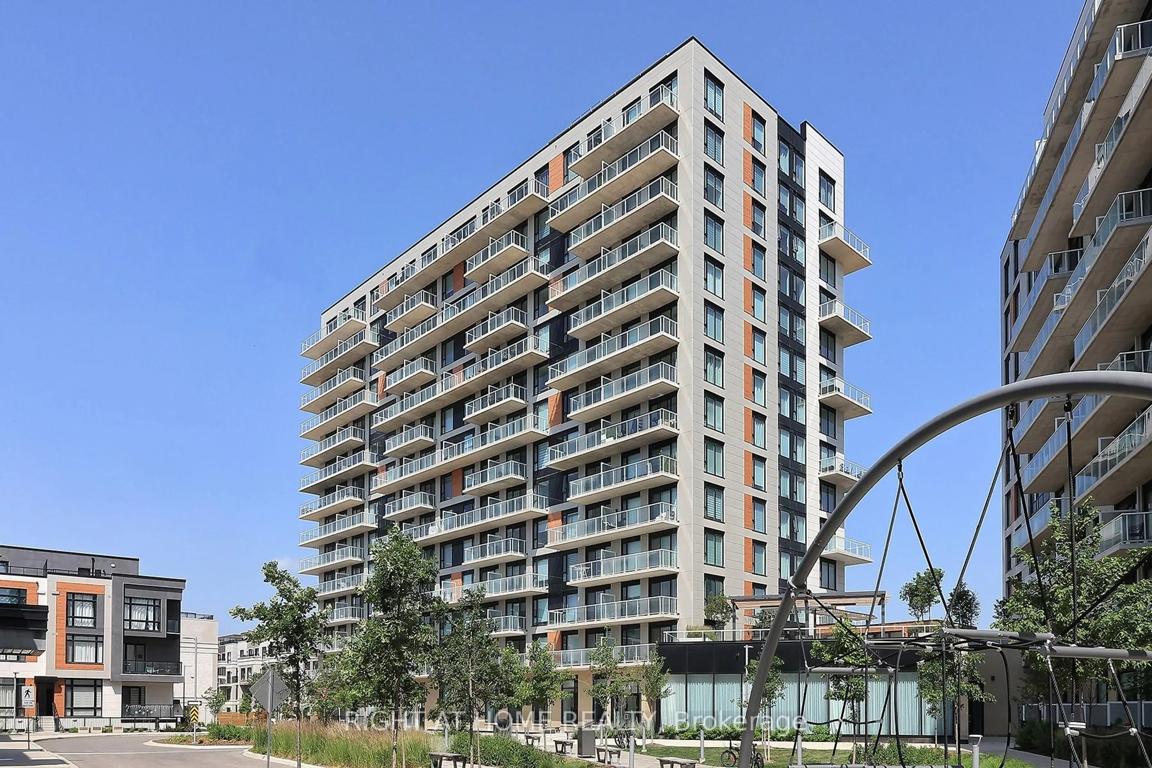 Unknown for 2 David Eyer Rd #331, Richmond Hill Ontario L4S 0N6