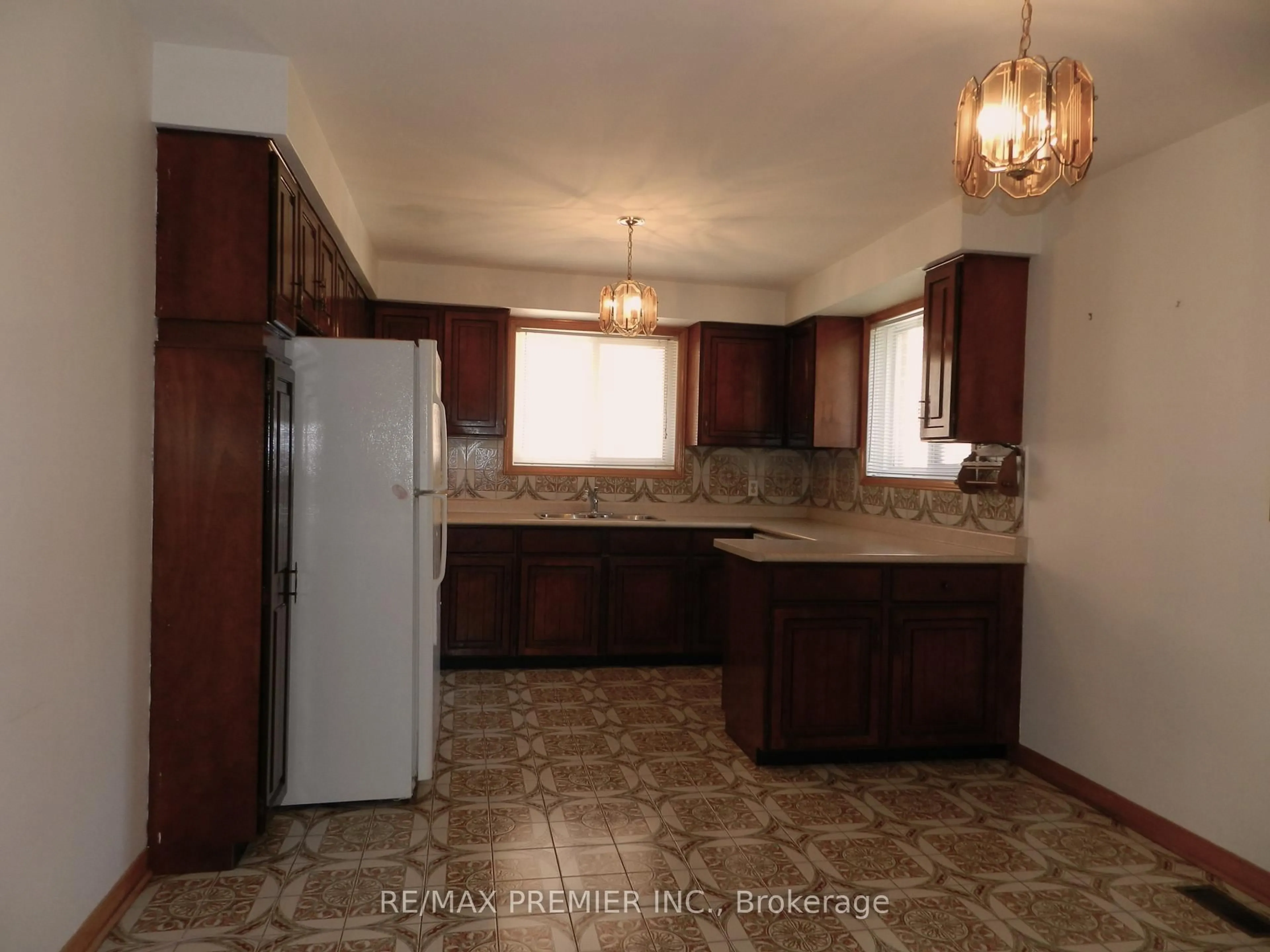 Unknown for 36 Willis Rd, Vaughan Ontario L4L 2S2