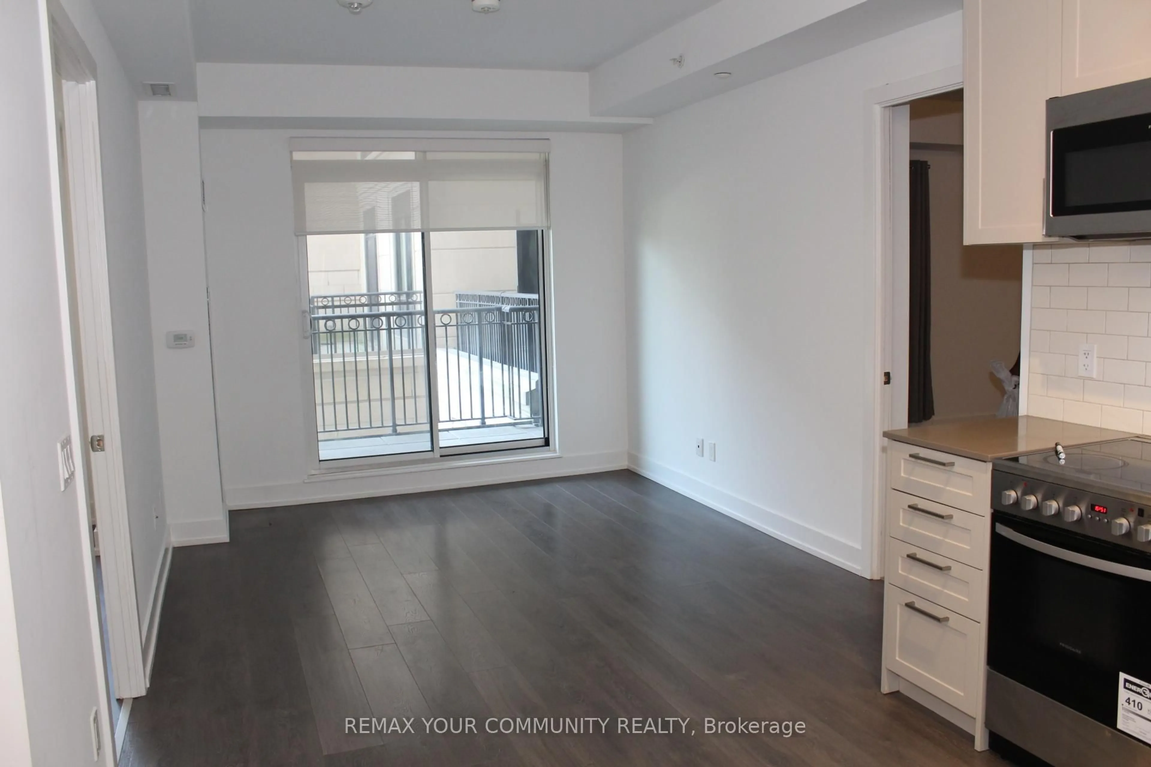 A pic of a room for 268 Buchanan Dr #203W, Markham Ontario L3R 8G9
