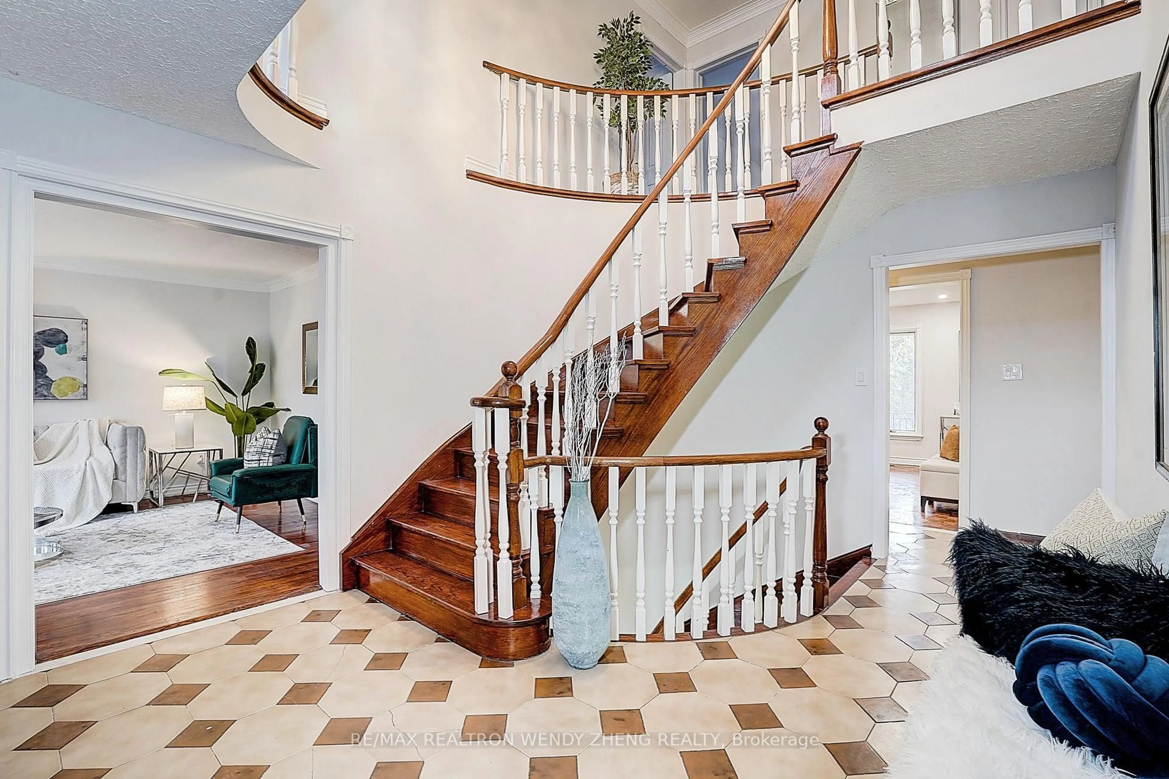 Unknown for 60 Birch Ave, Richmond Hill Ontario L4C 6C6