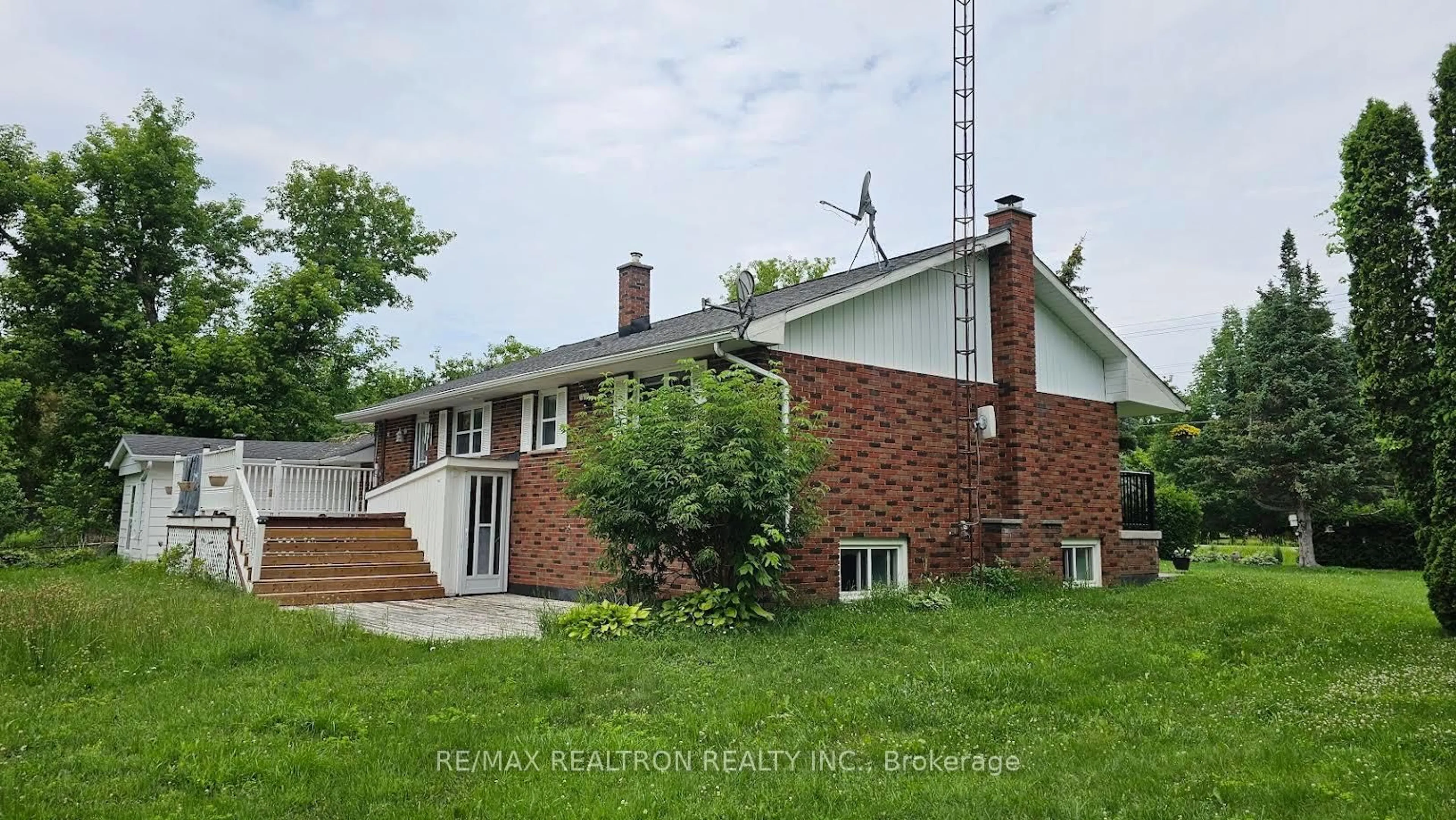 Home with brick exterior material, unknown for 1420B Regional Rd 50 Rd, Brock Ontario L0K 1A0