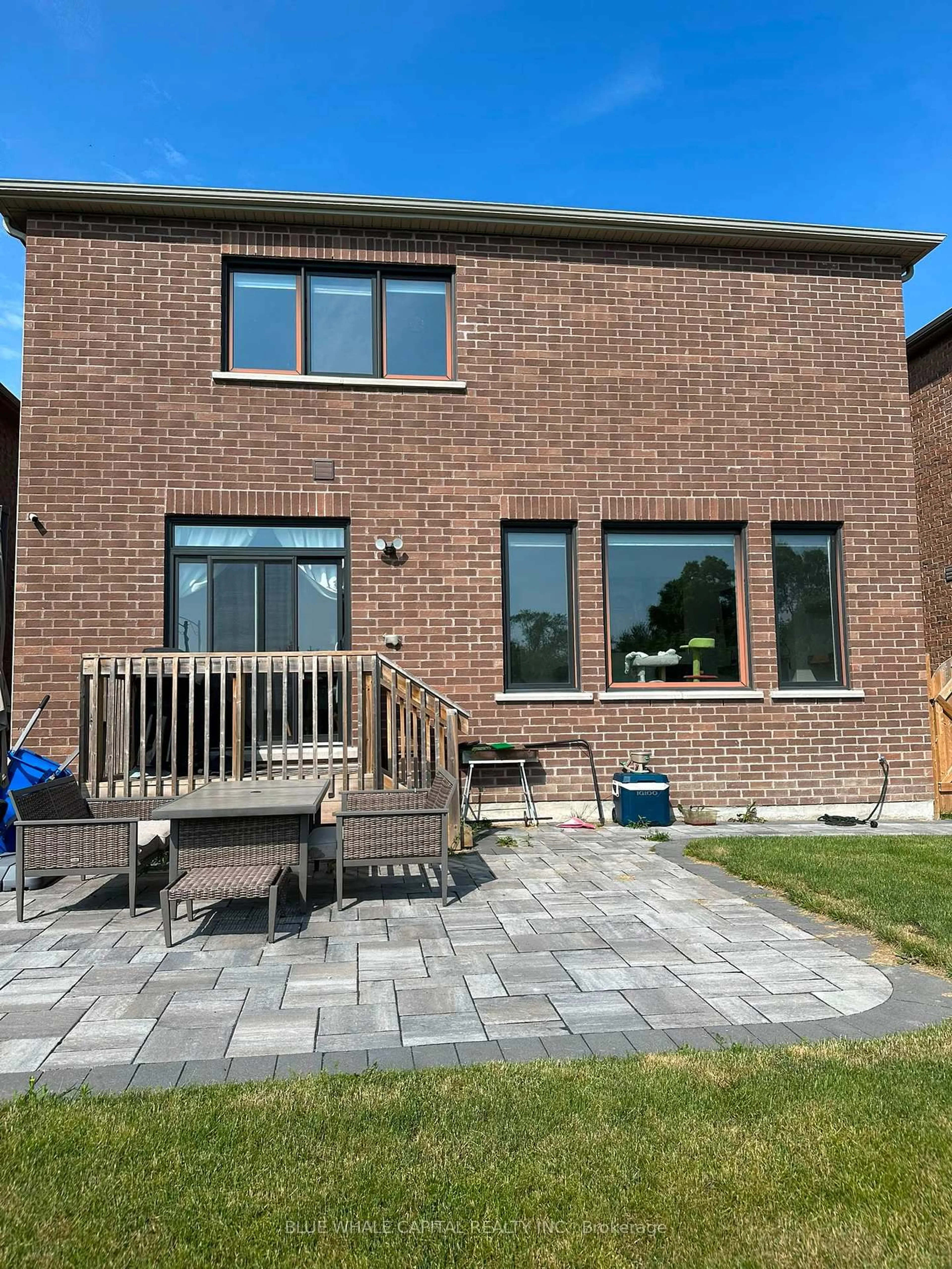 Home with brick exterior material, street for 179 Sharon Creek Dr, East Gwillimbury Ontario L9N 0L6