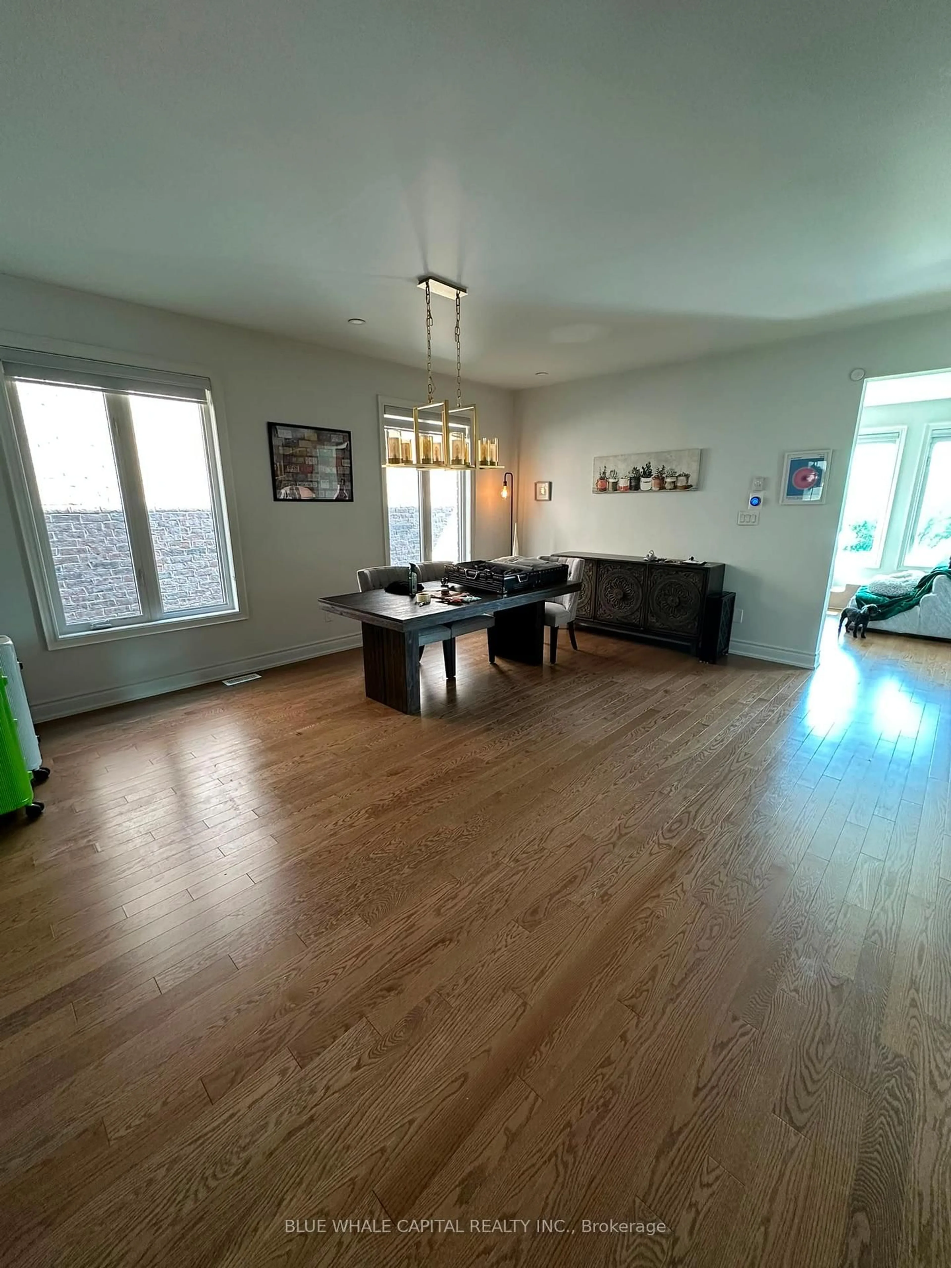 A pic of a room for 179 Sharon Creek Dr, East Gwillimbury Ontario L9N 0L6