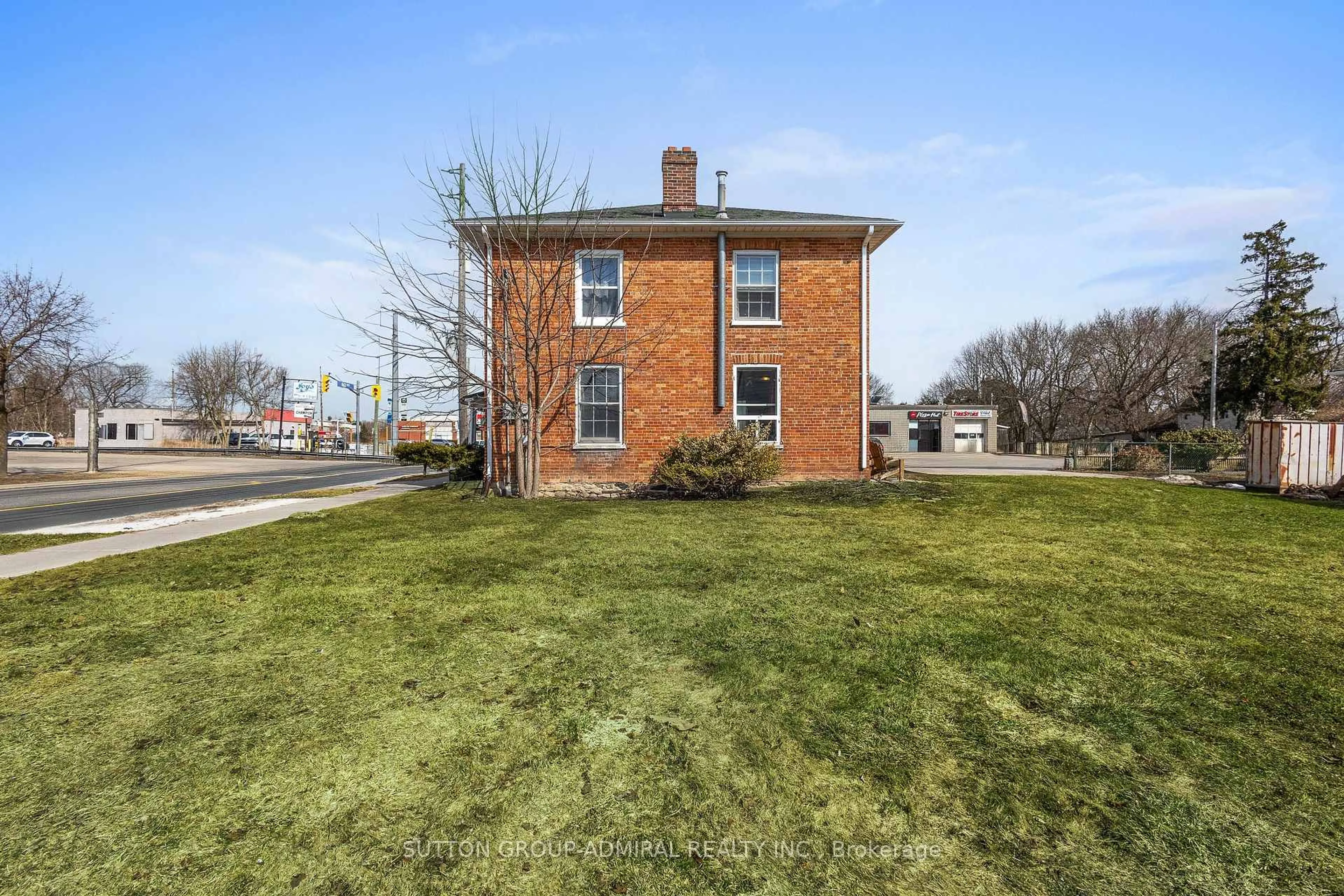 Home with brick exterior material, building for 6745 Main St, Whitchurch-Stouffville Ontario L4A 6B5