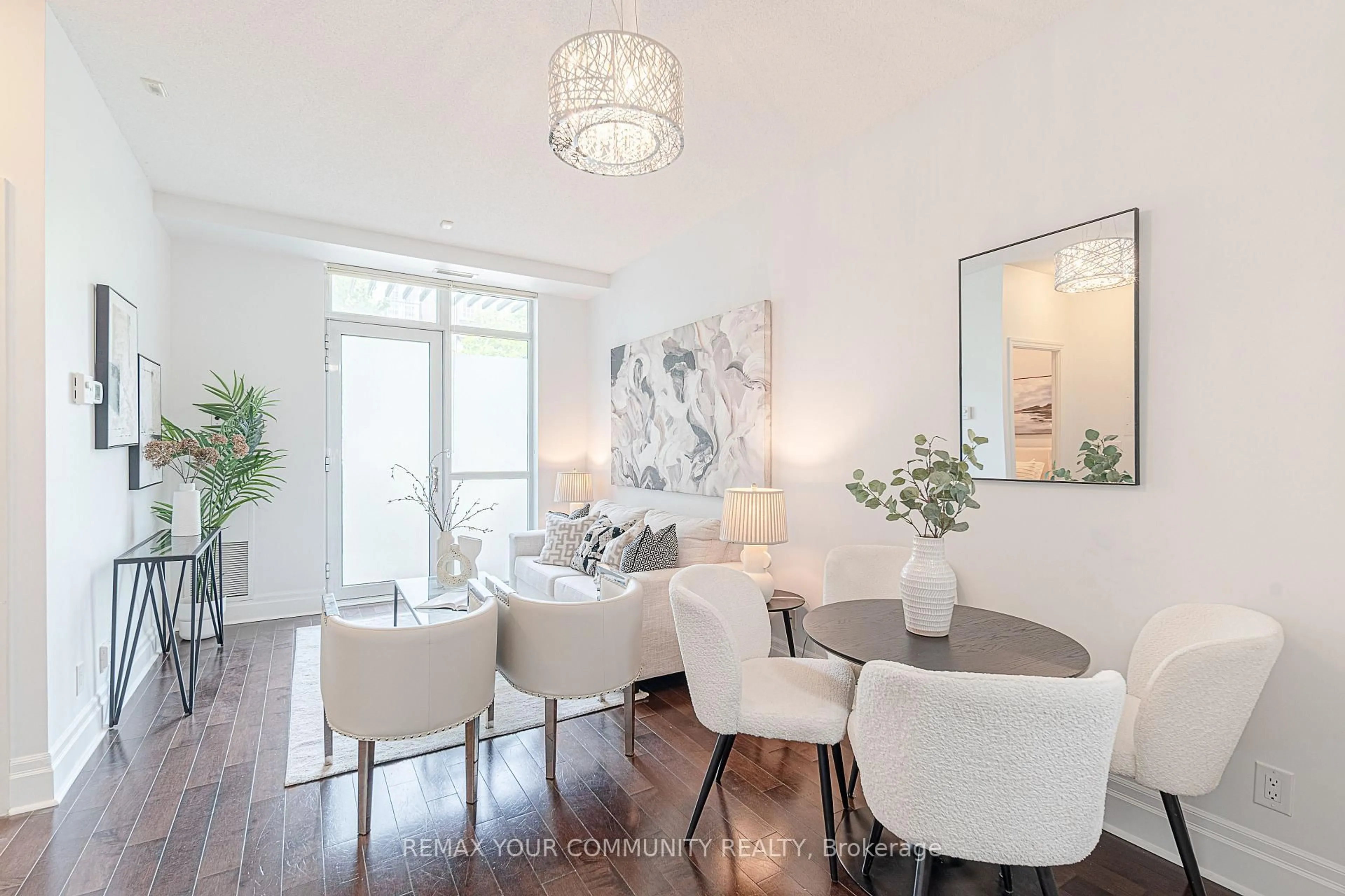 Dining room, unknown for 39 Upper Duke Cres #102, Markham Ontario L6G 0B8