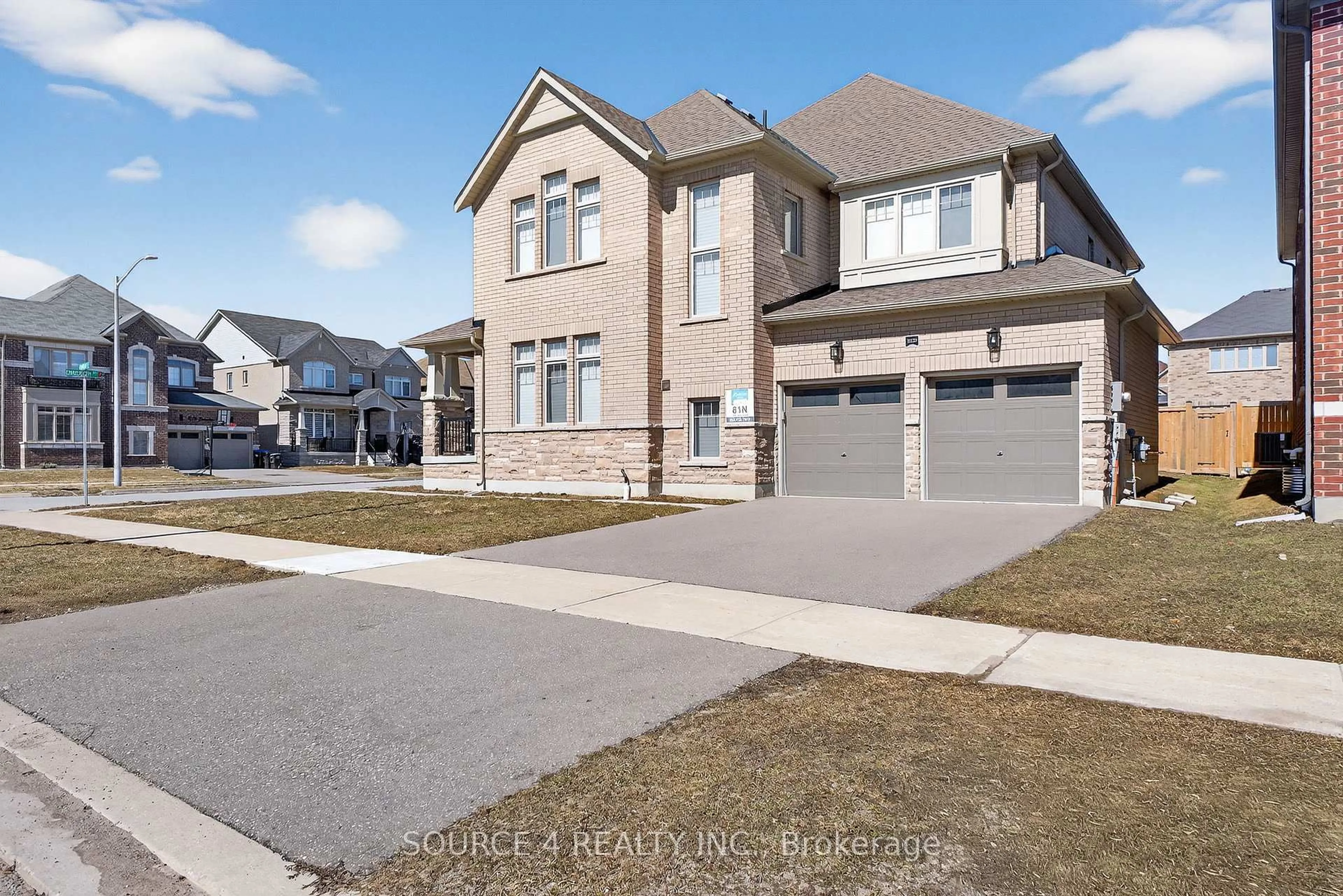 Home with brick exterior material, street for 1020 Larter St, Innisfil Ontario L9S 0N4