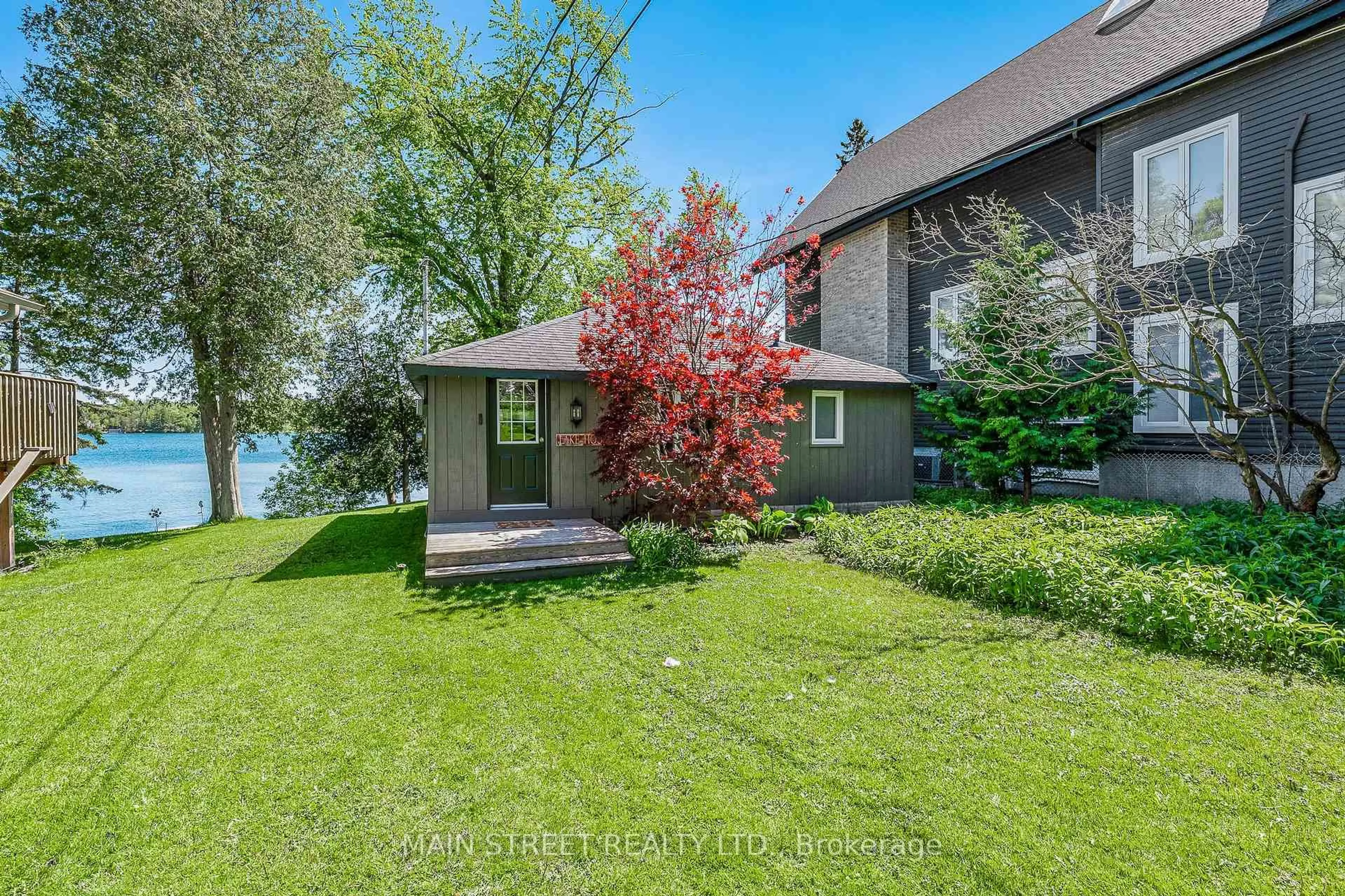 A pic from outside/outdoor area/front of a property/back of a property/a pic from drone, water/lake/river/ocean view for 73 Cedarvale Blvd, Whitchurch-Stouffville Ontario L4A 7X3