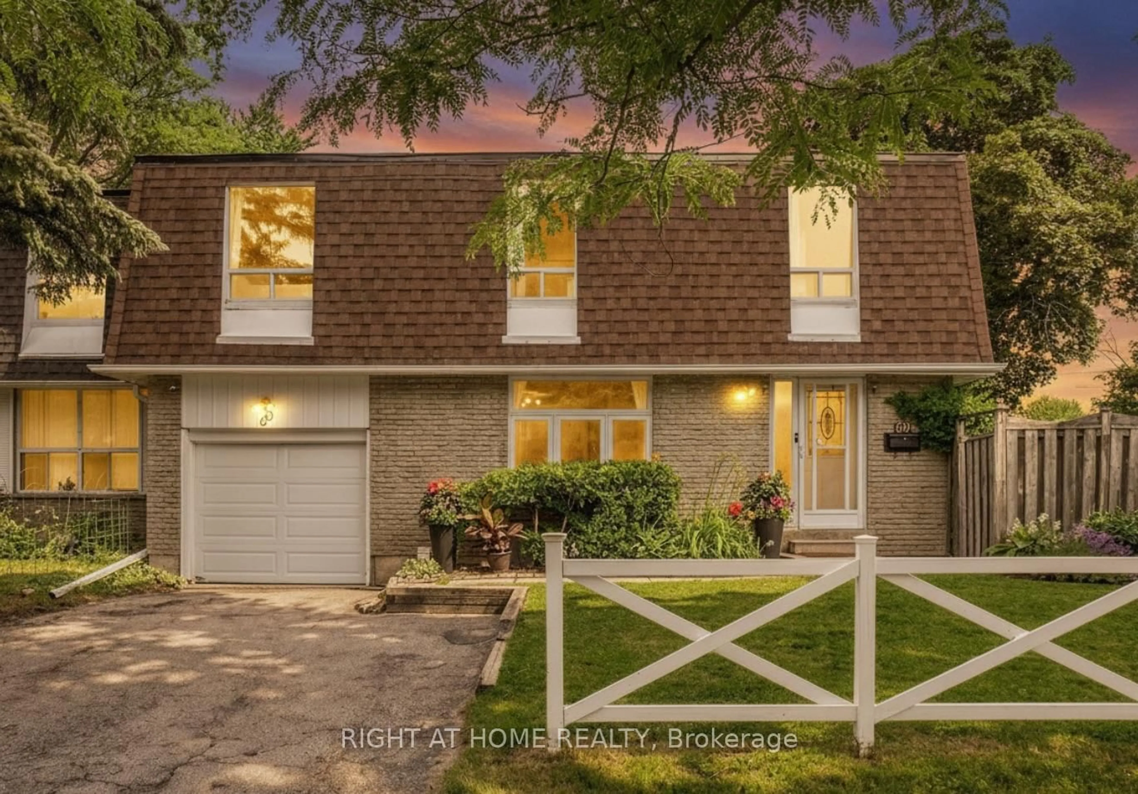 Unknown for 80 Lillooet Cres, Richmond Hill Ontario L4C 5A7