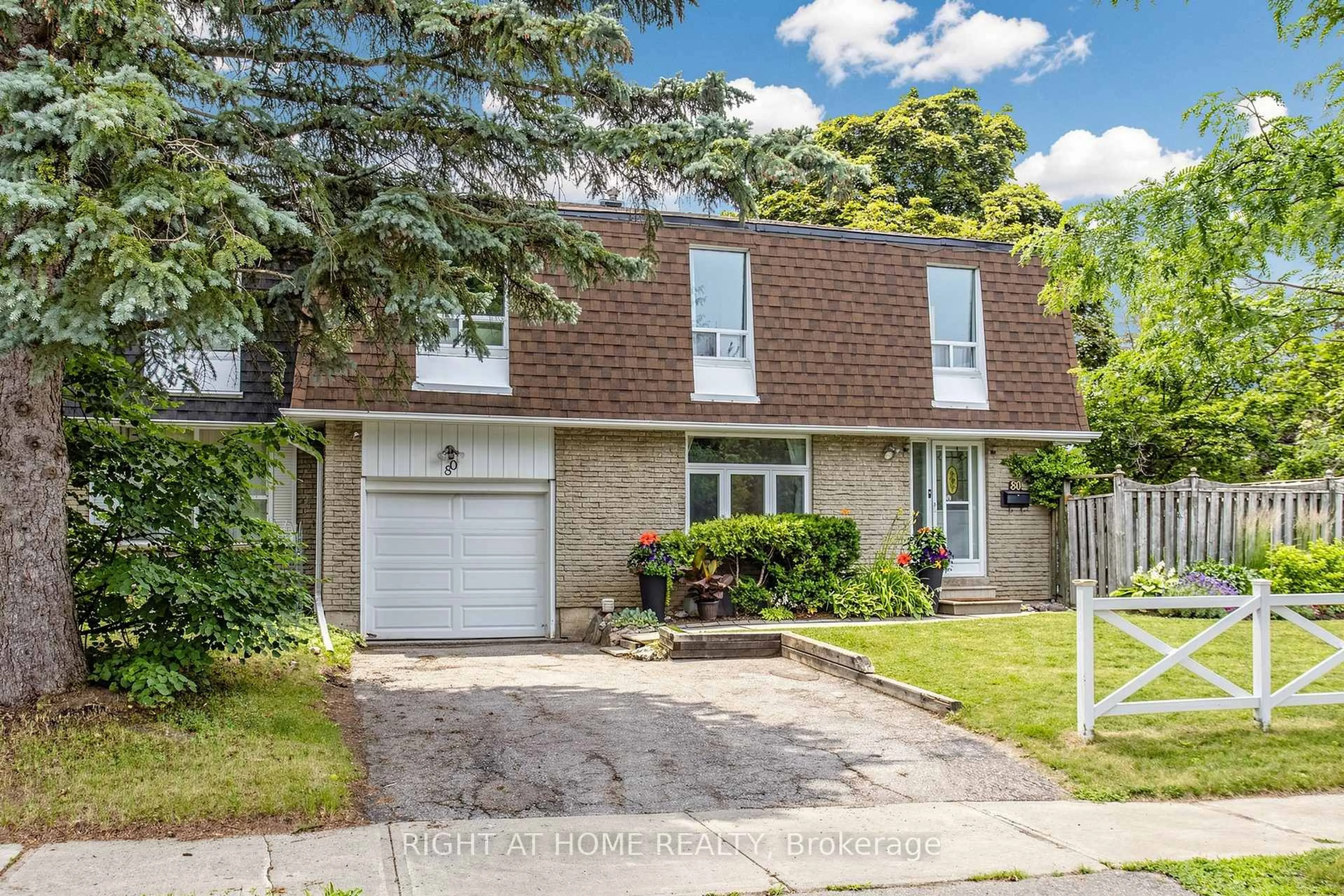 Unknown for 80 Lillooet Cres, Richmond Hill Ontario L4C 5A7