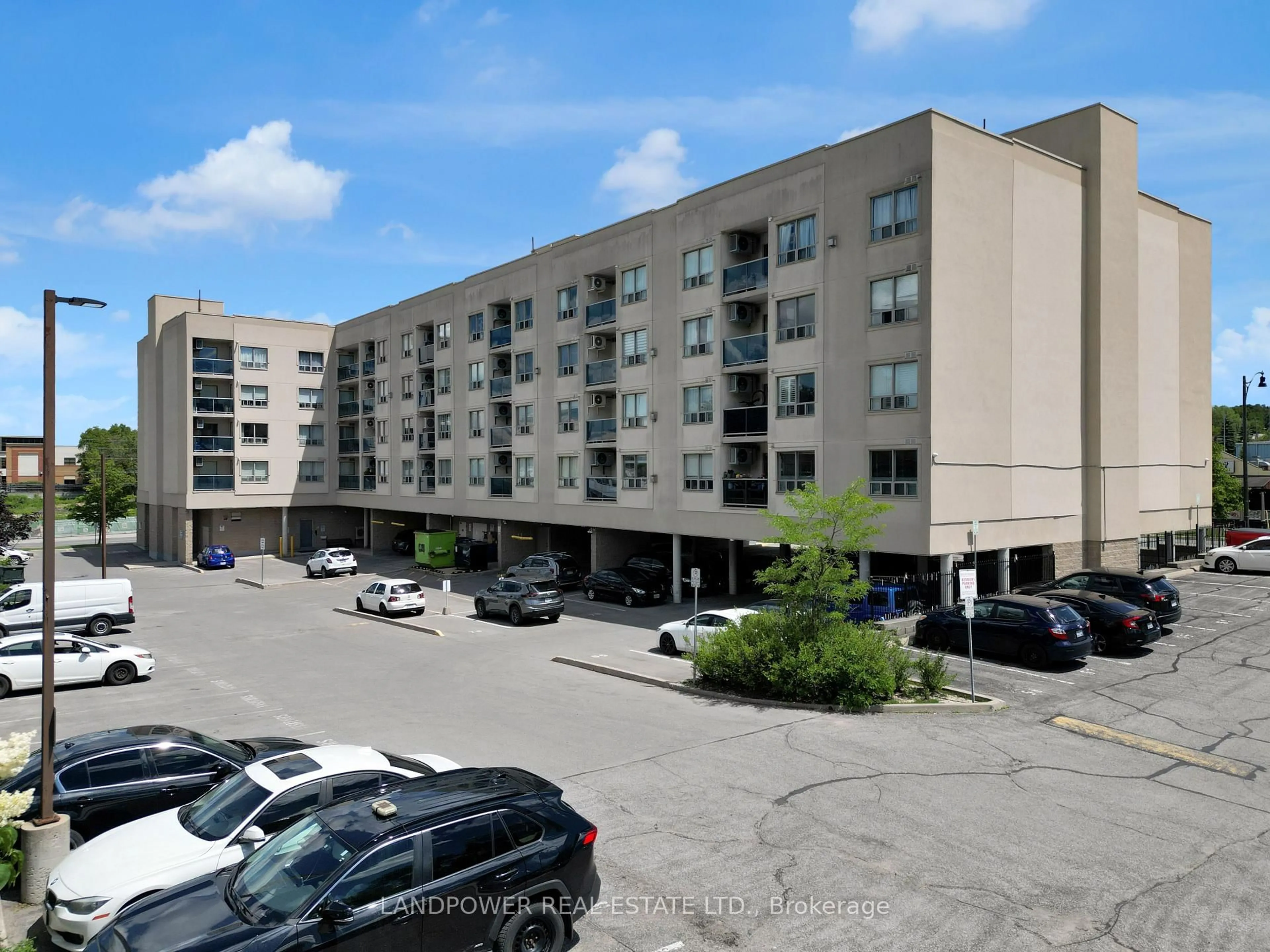 Unknown for 160 Wellington St #301, Aurora Ontario L4G 1J3