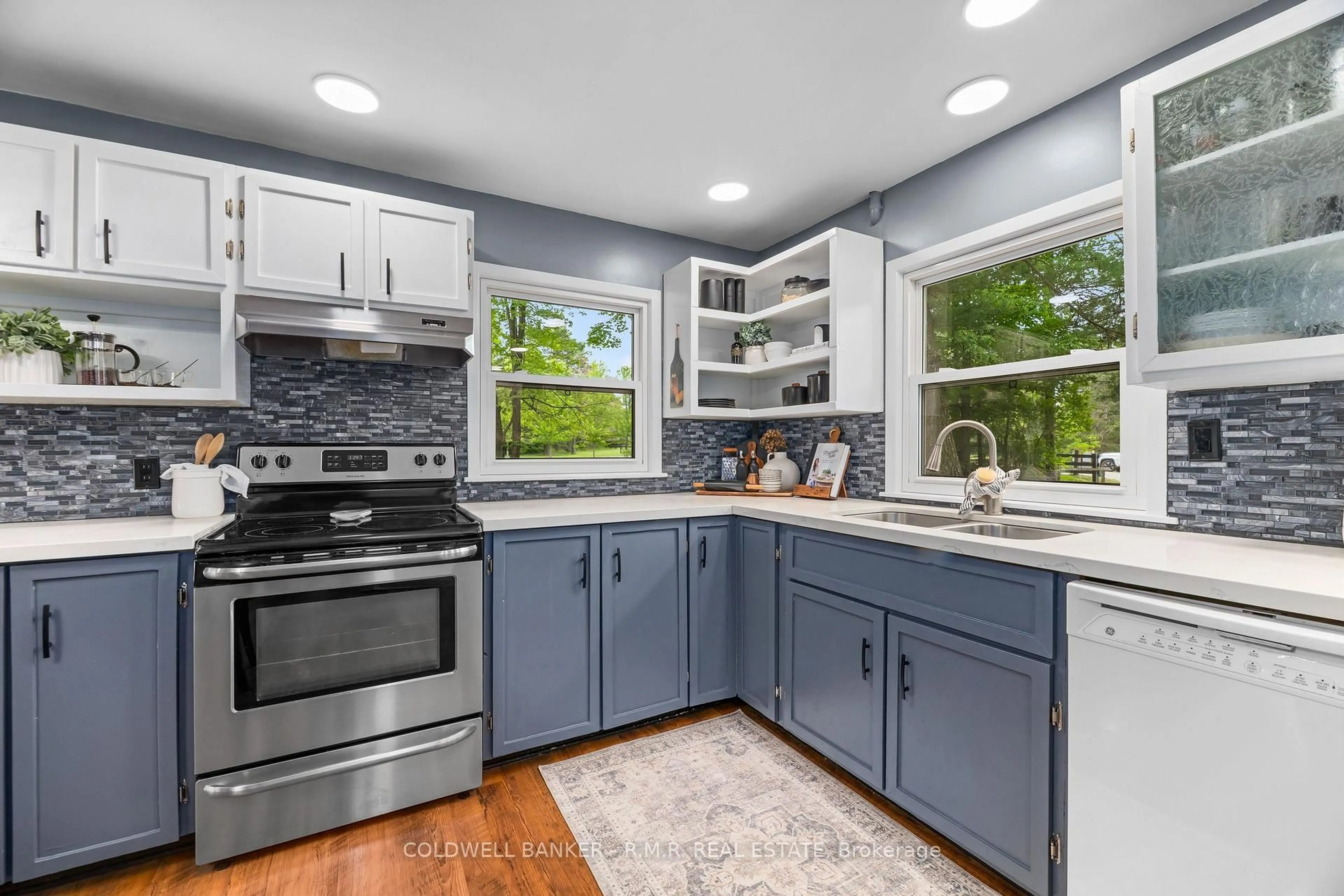 Open concept kitchen, ceramic/tile floor for 478 Wagg Rd, Uxbridge Ontario L9P 0P1
