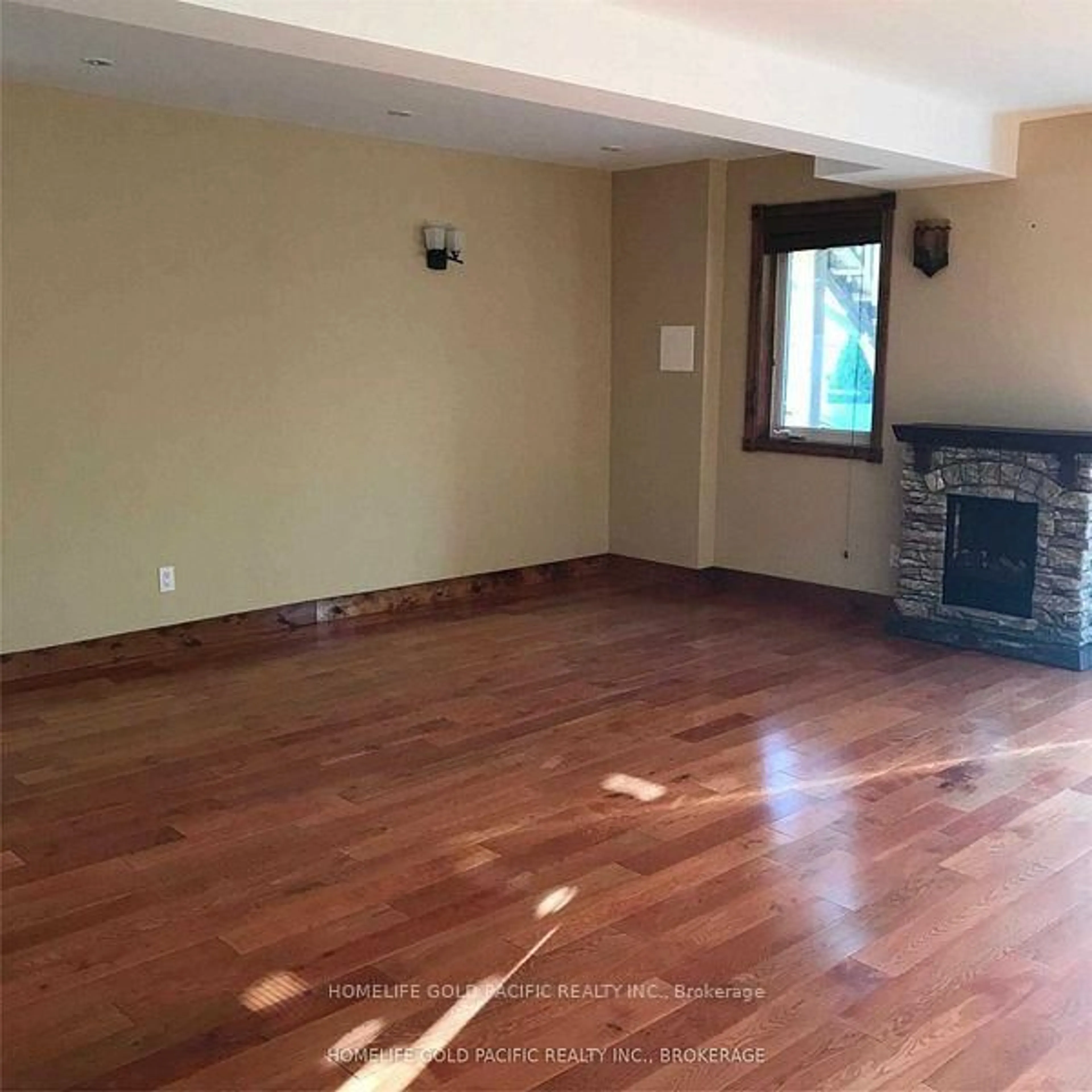 A pic of a room for 32 Romance Dr, Richmond Hill Ontario L4S 2R7