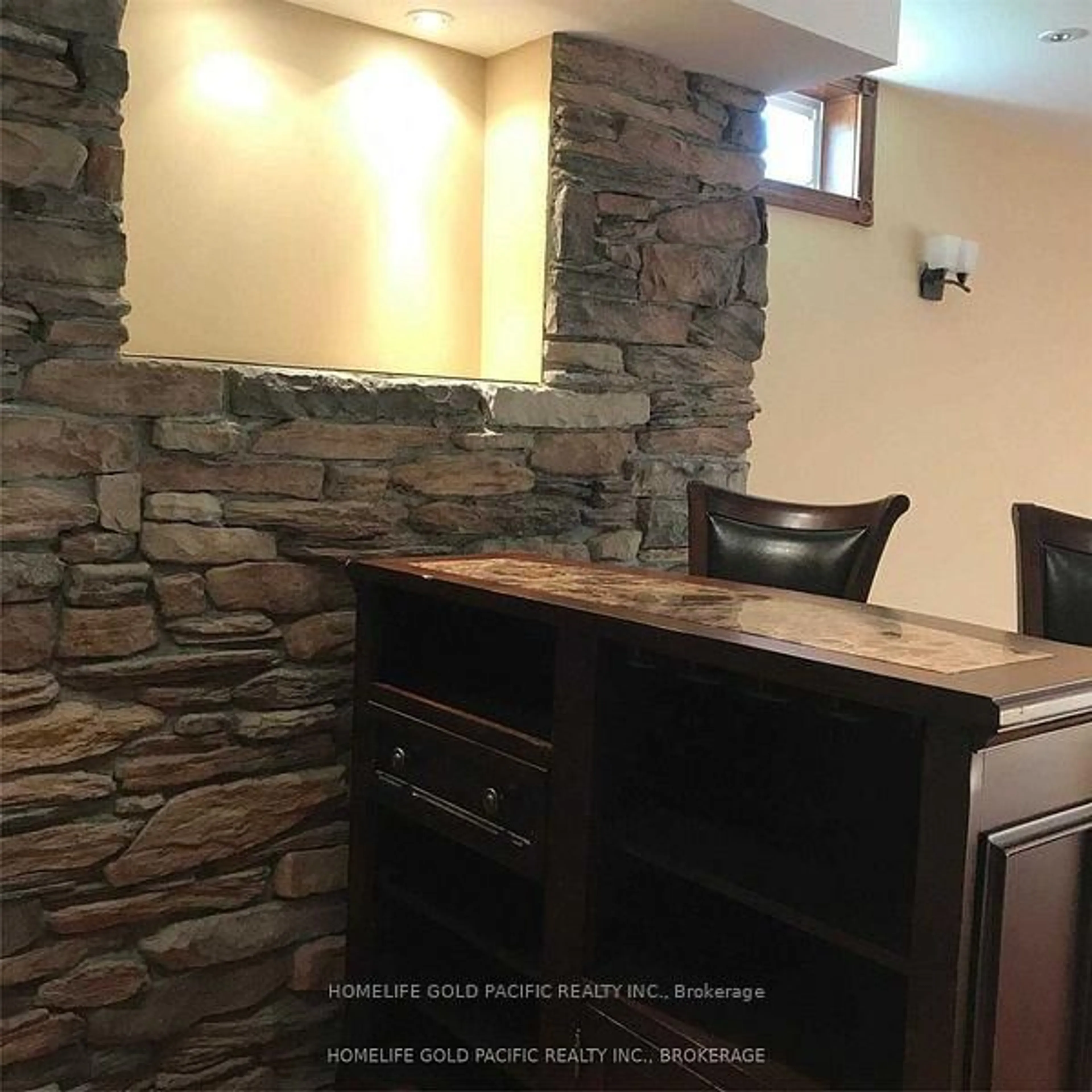Unknown for 32 Romance Dr, Richmond Hill Ontario L4S 2R7