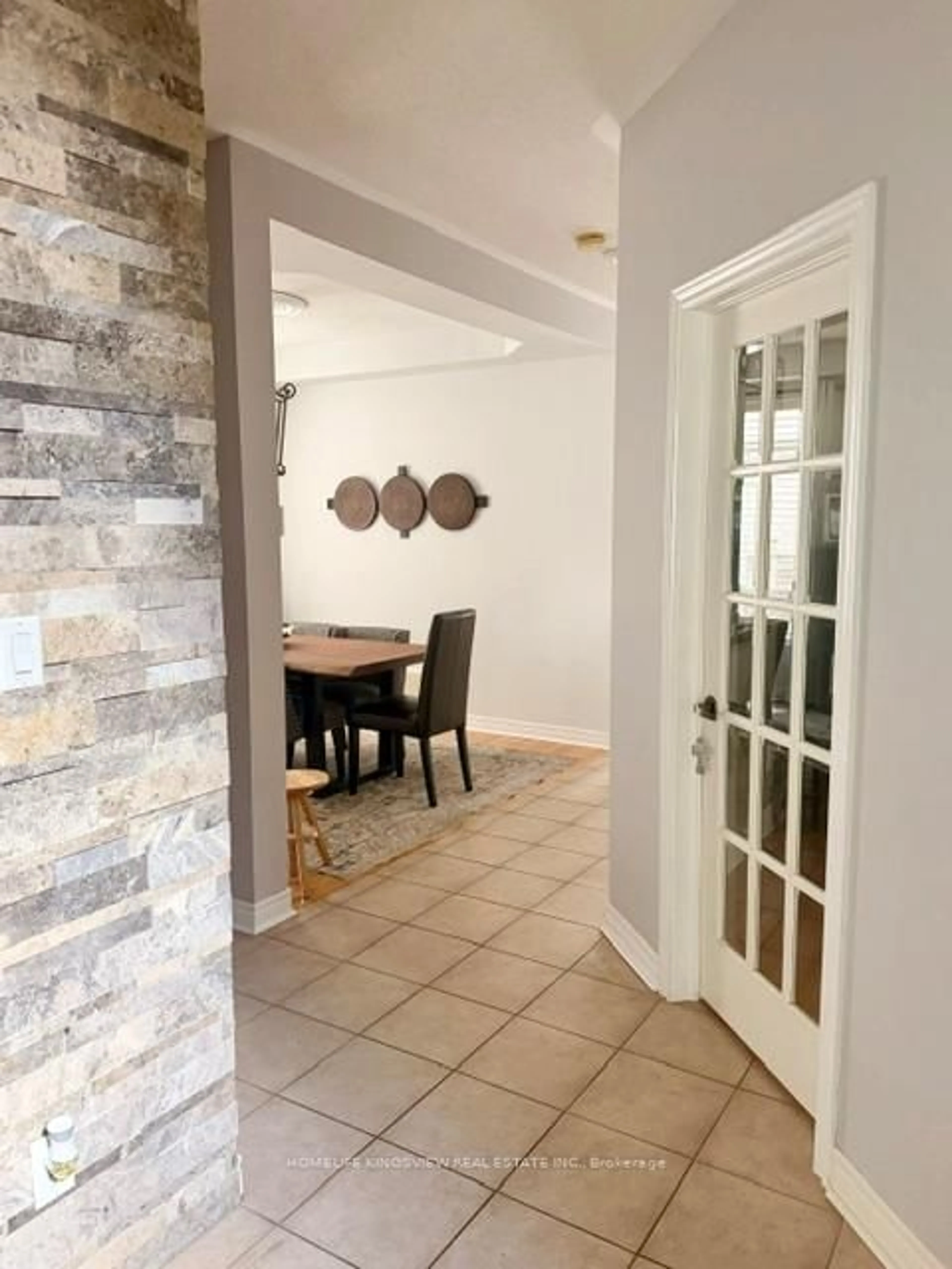 Dining room, ceramic/tile floor for 376 Vellore Ave, Vaughan Ontario L4H 3C1