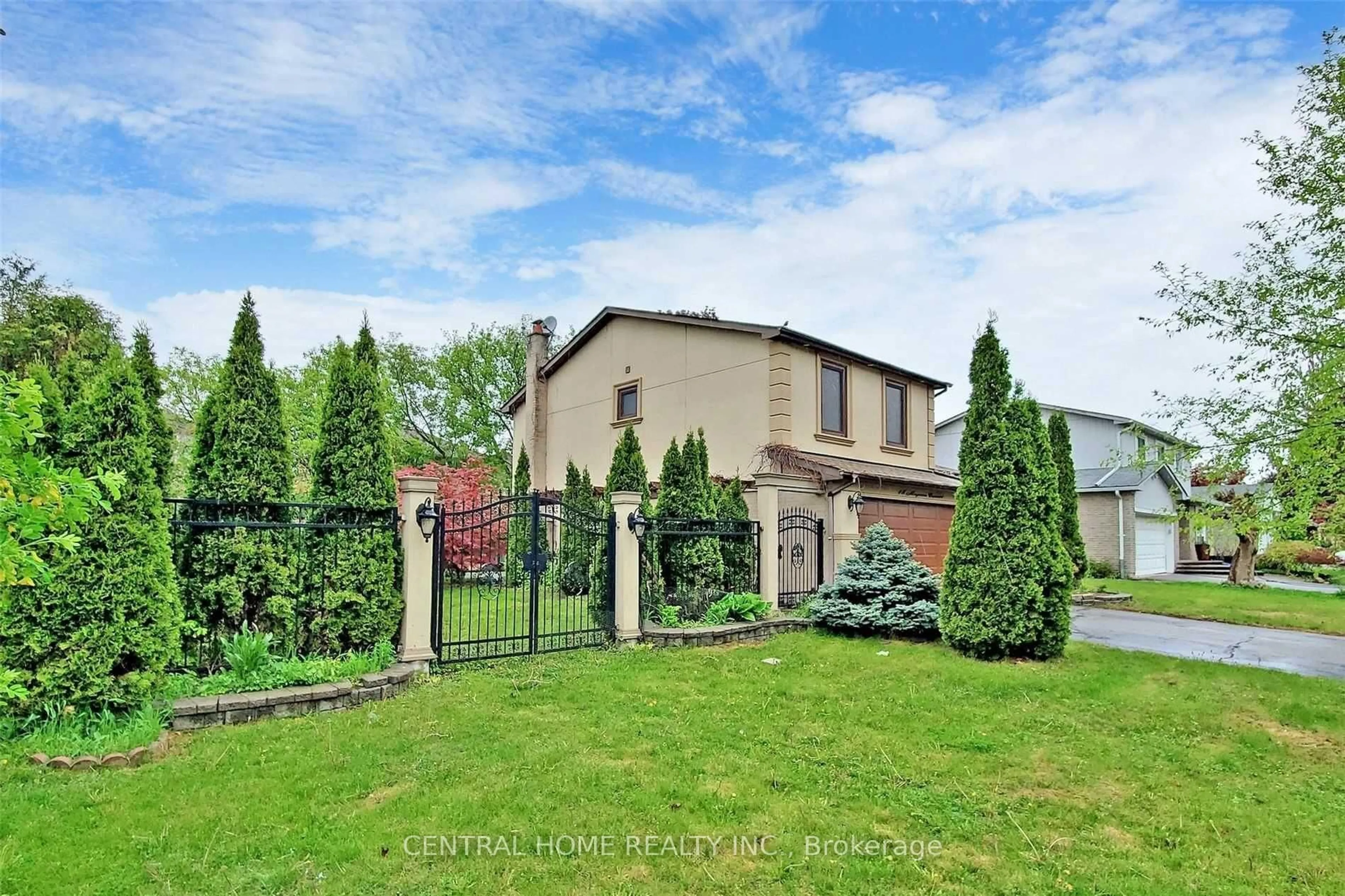 Unknown for 18 Mayvern Cres, Richmond Hill Ontario L4C 5J4