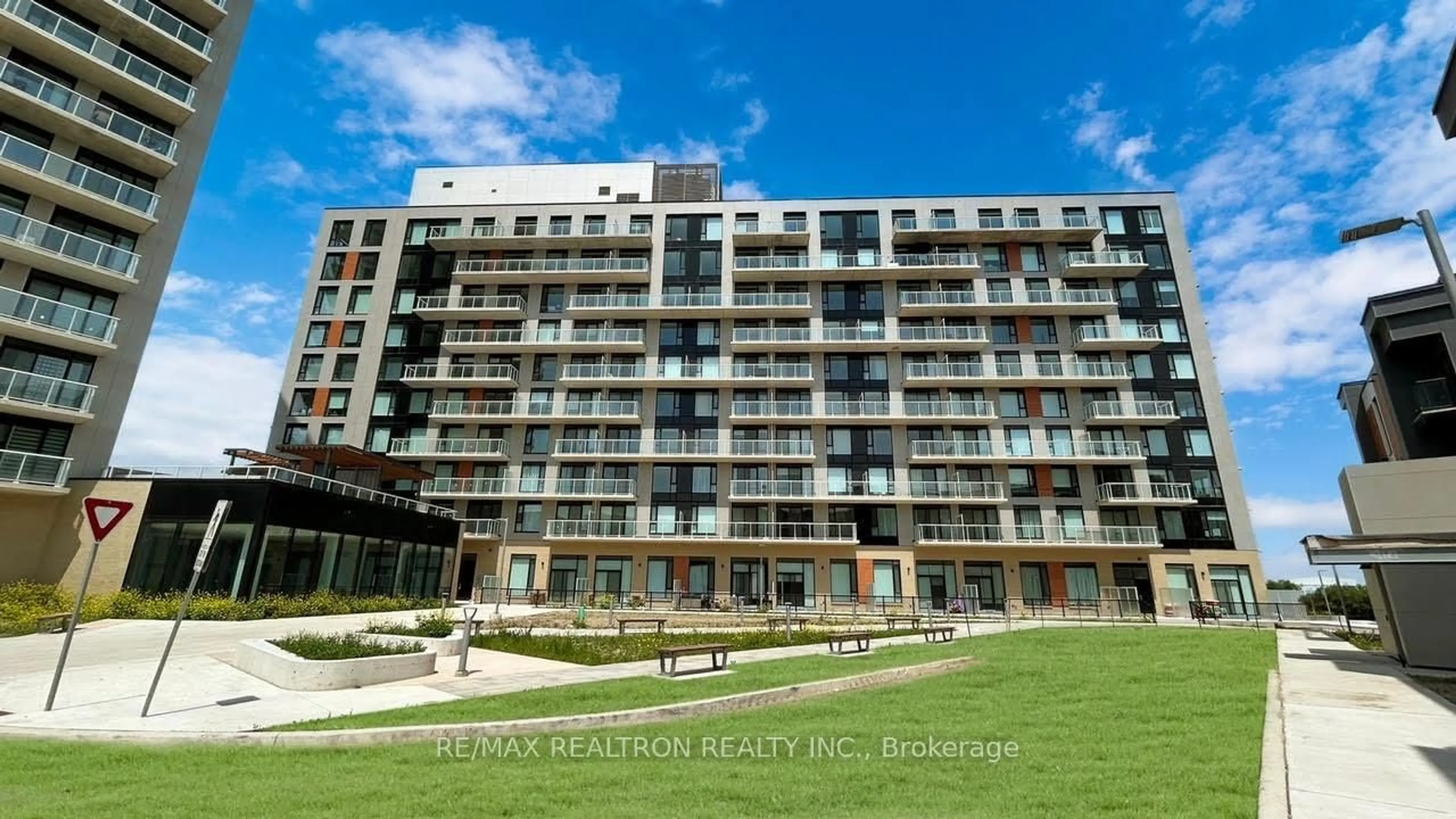 Unknown for 6 David Eyer Rd #PH915, Richmond Hill Ontario L4S 0N5