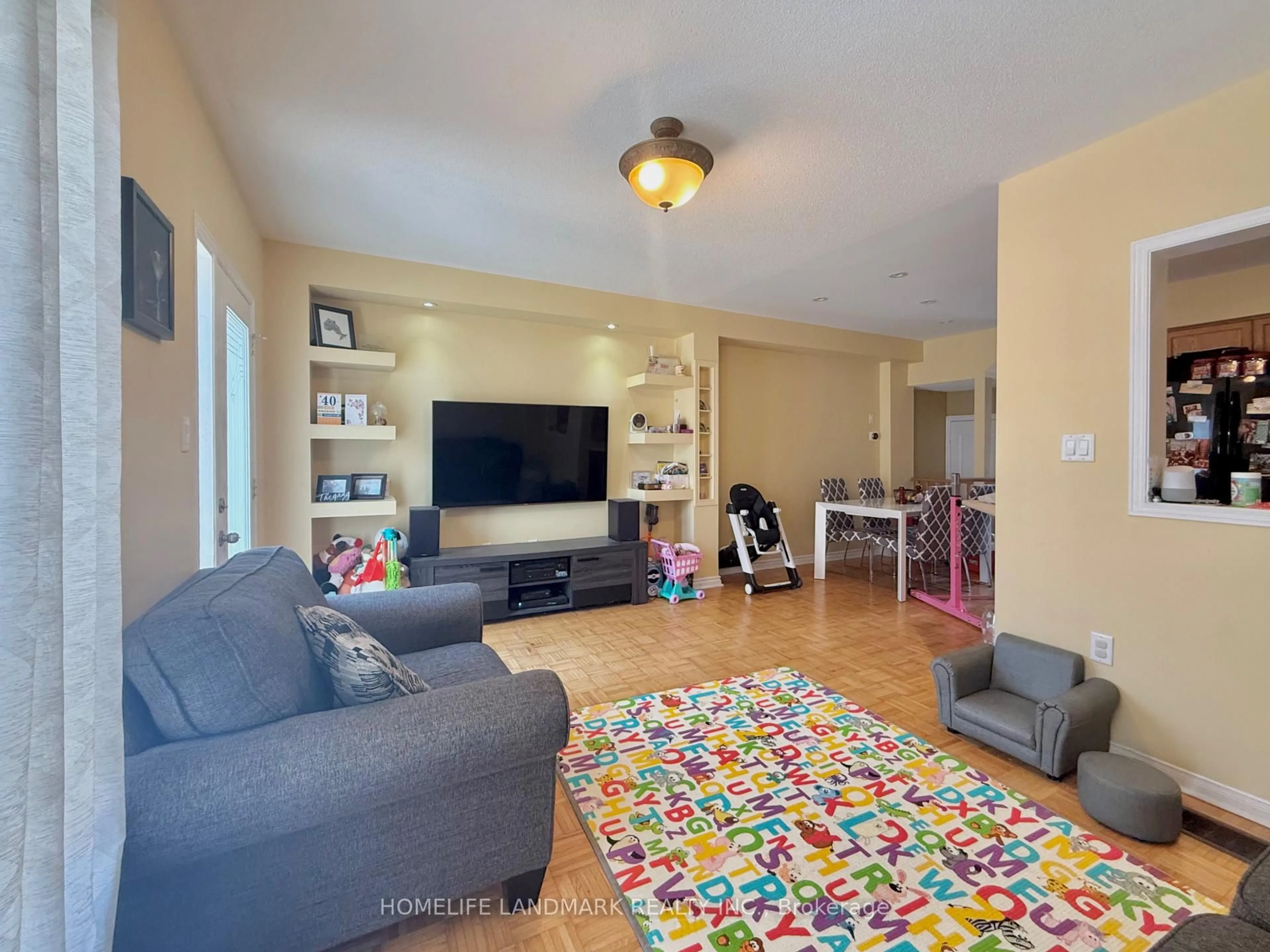 Living room with furniture, unknown for 45 Carrillo St, Vaughan Ontario L6A 3W8