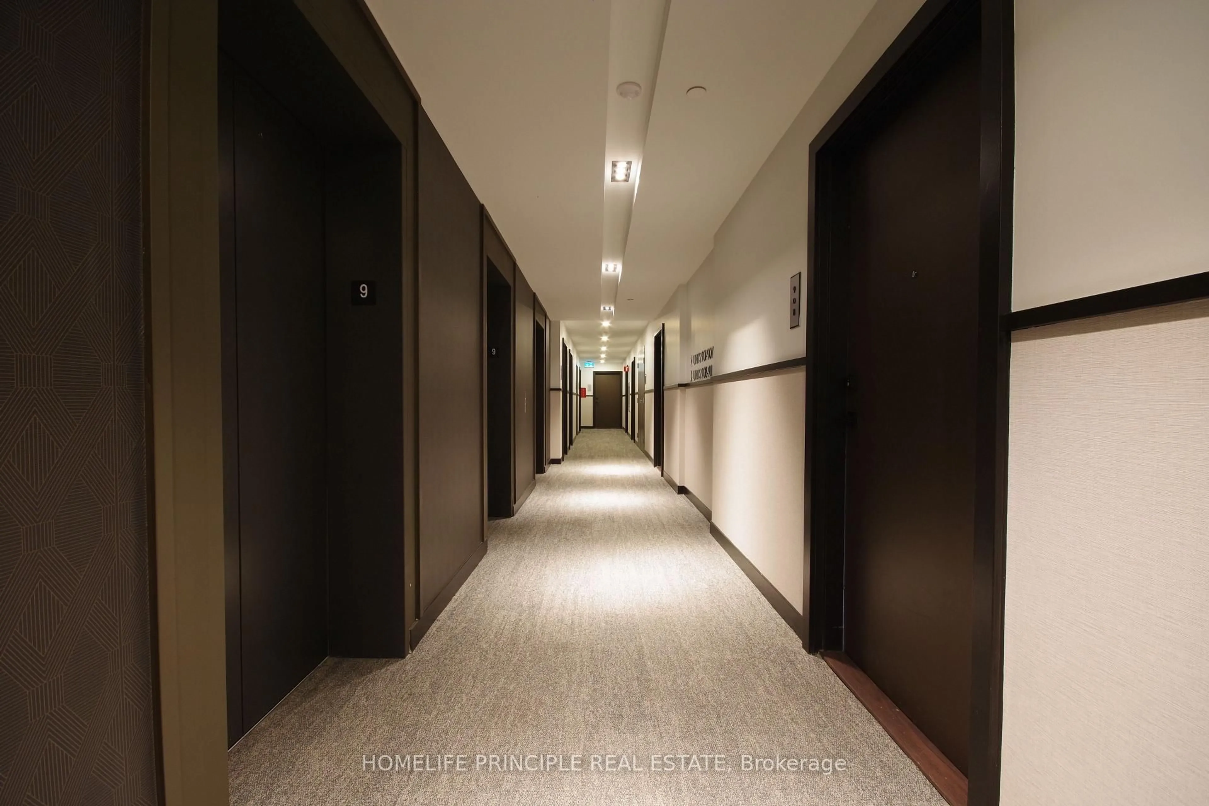 Indoor foyer for 474 Caldari Rd #908, Vaughan Ontario L4K 0R4