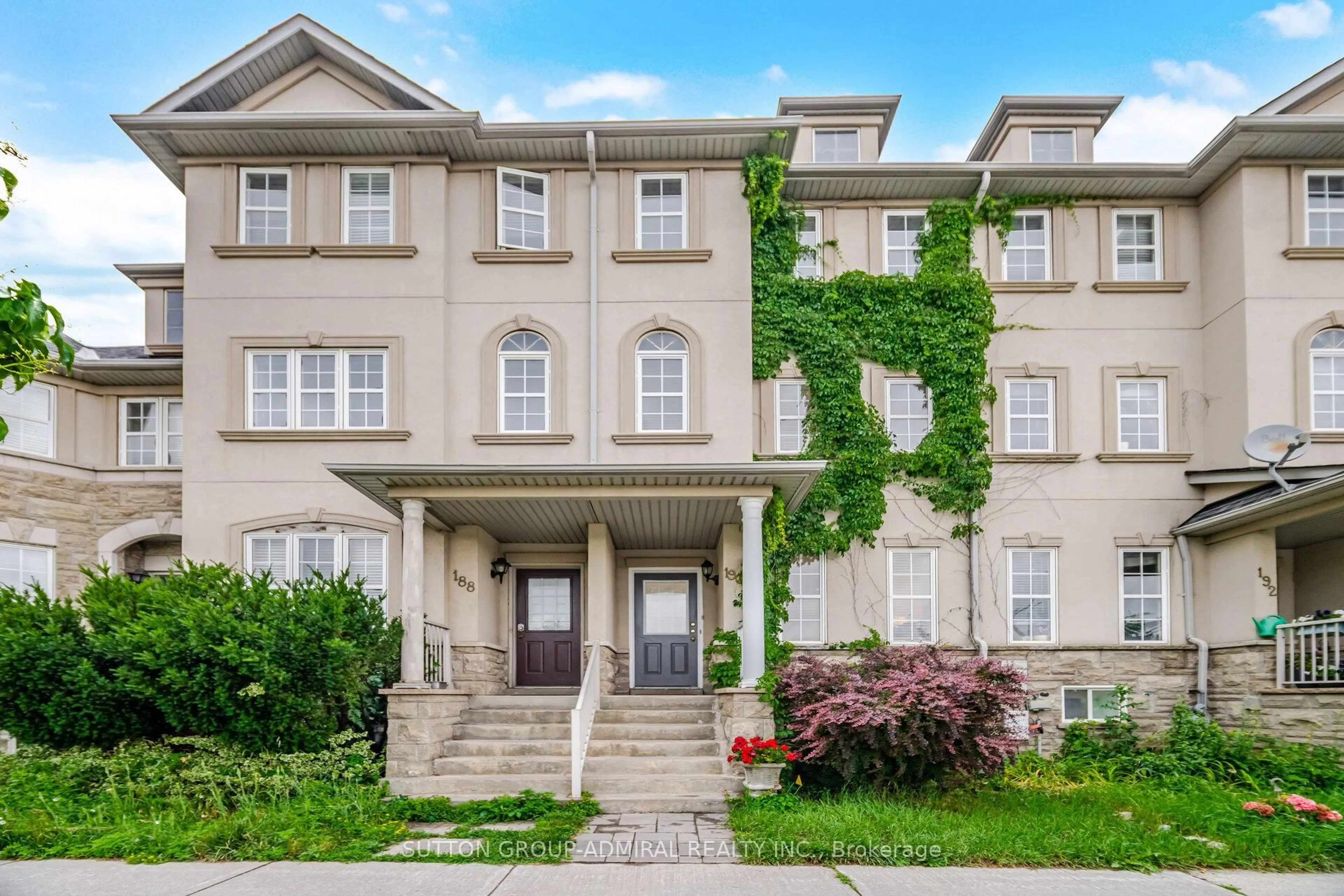 Unknown for 190 Bantry Ave, Richmond Hill Ontario L4B 4T6