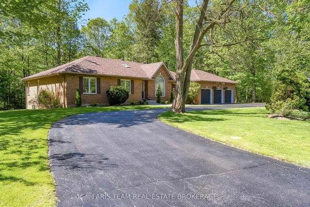 2088 Wilkinson St, Innisfil 2