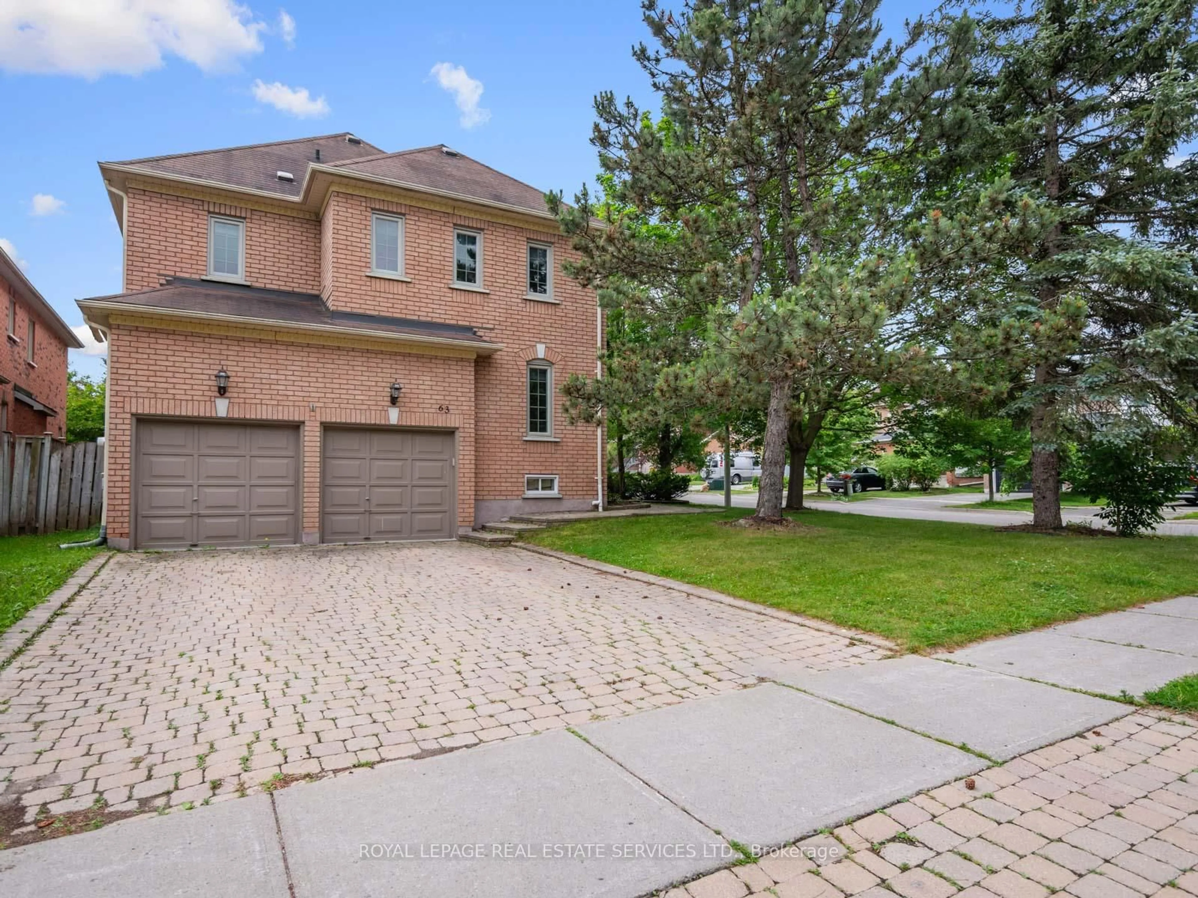 Home with brick exterior material, street for 63 Deerglen Terr, Aurora Ontario L4G 6Y2