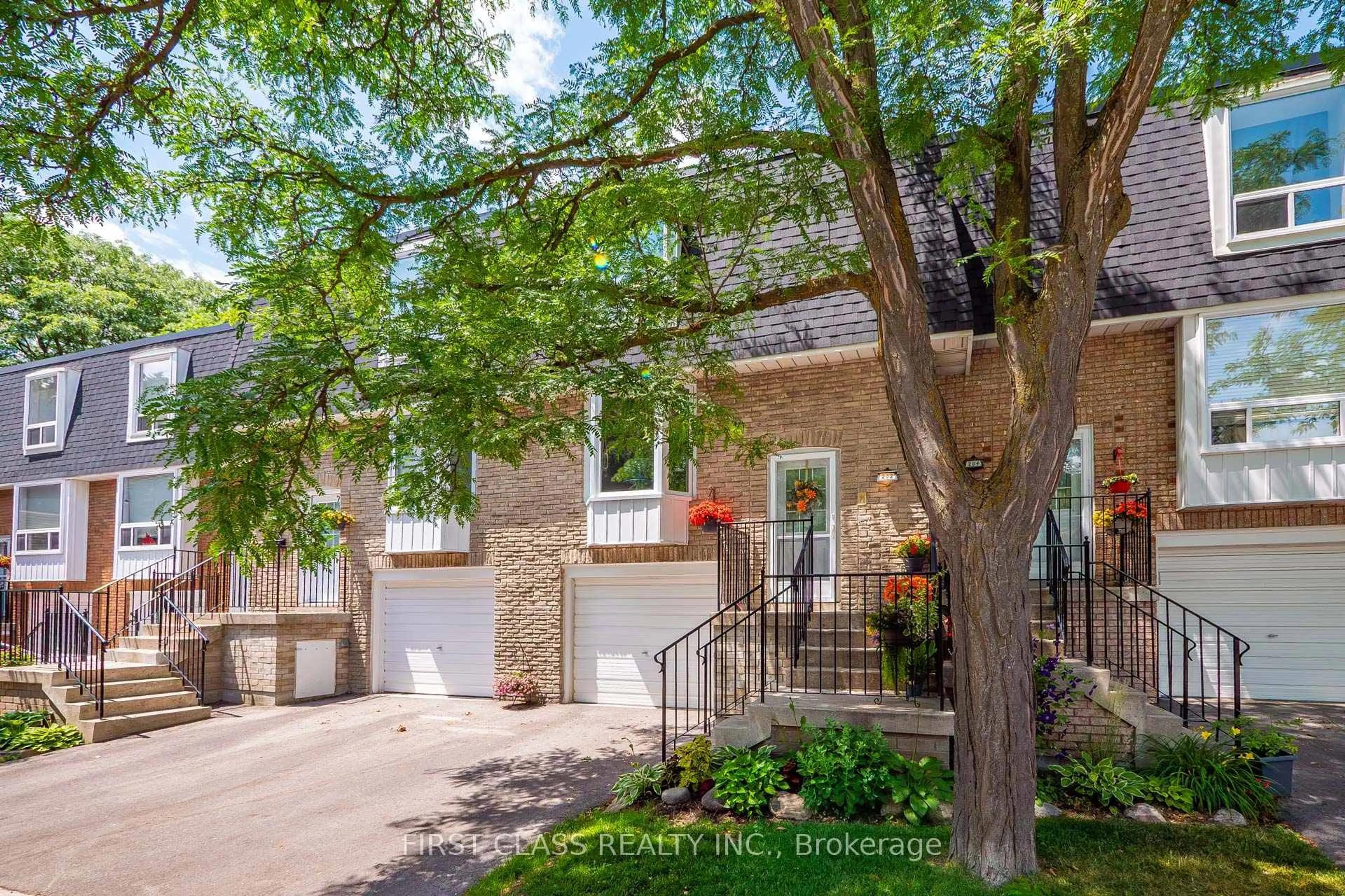 Home with brick exterior material, street for 202 Royal Orchard Blvd, Markham Ontario L3T 3E7