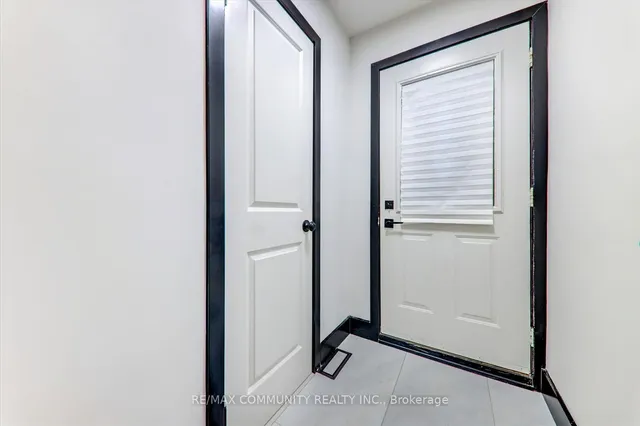 25 George St, New Tecumseth 3