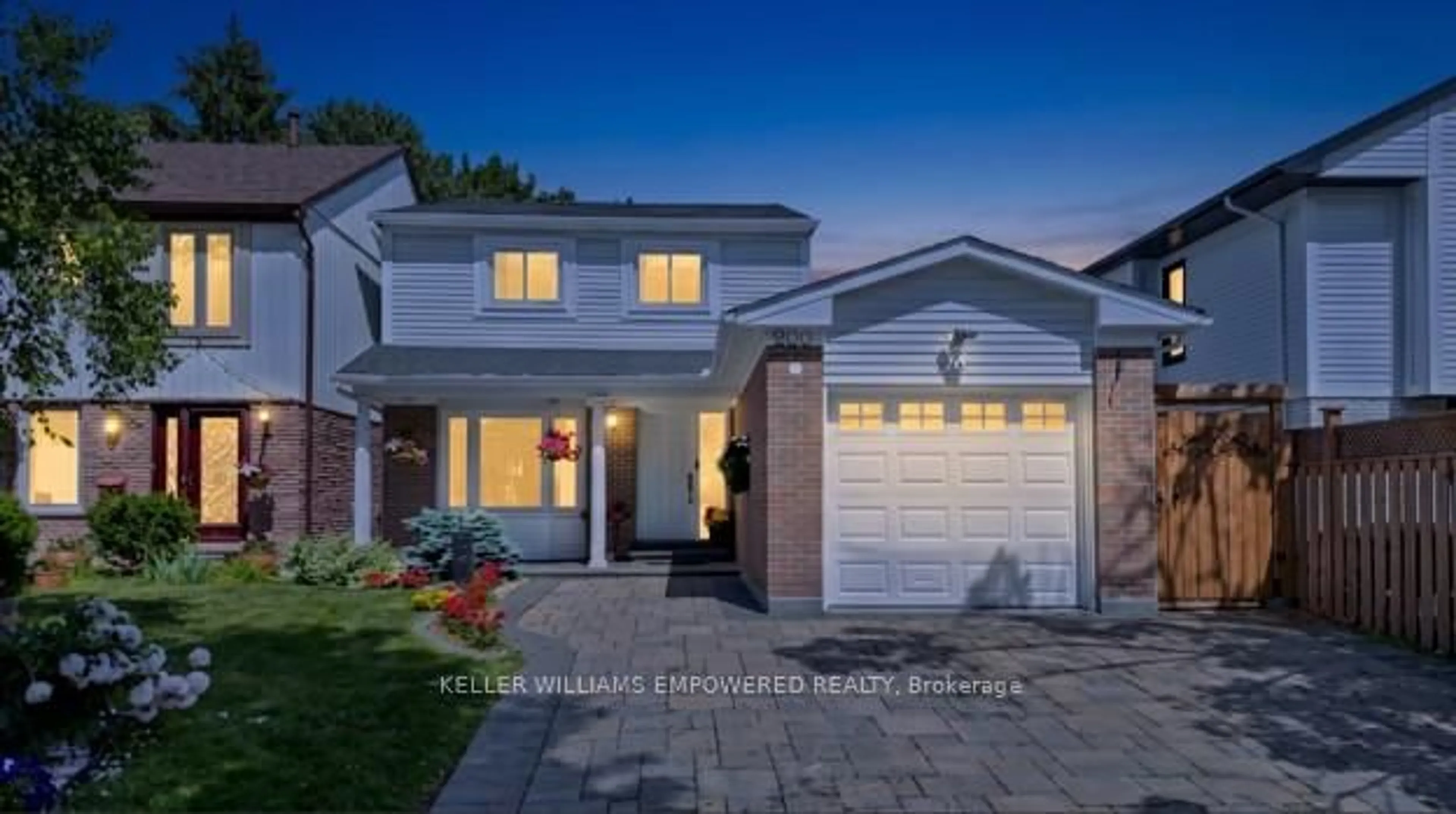 Home with brick exterior material, street for 200 Castle Rock Dr, Richmond Hill Ontario L4C 5H7