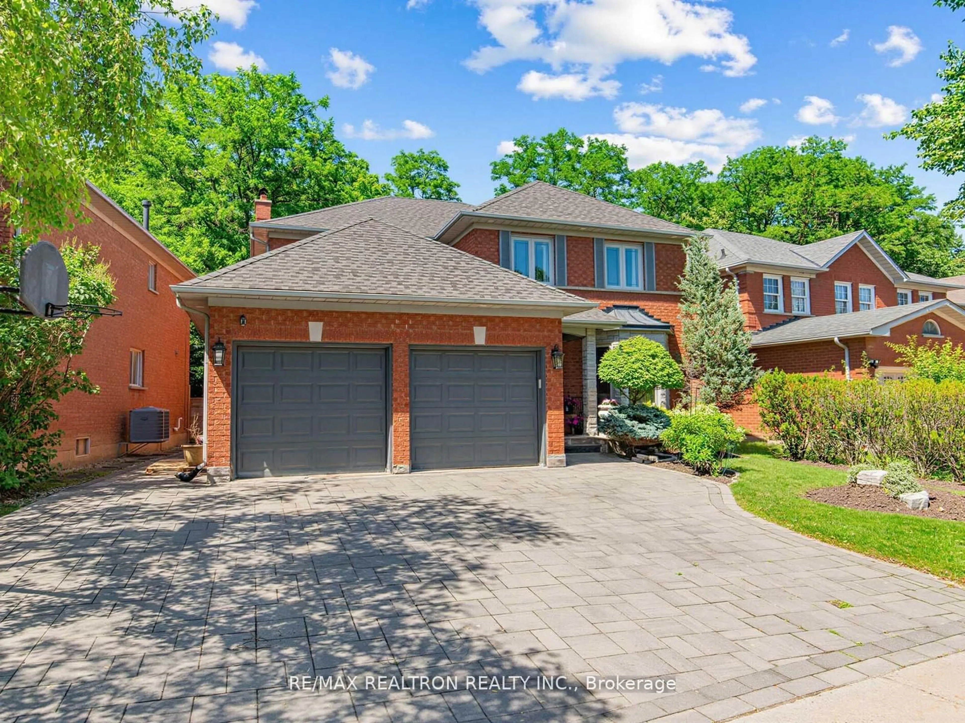 Home with brick exterior material, street for 210 Westmount Blvd, Vaughan Ontario L4J 7W2