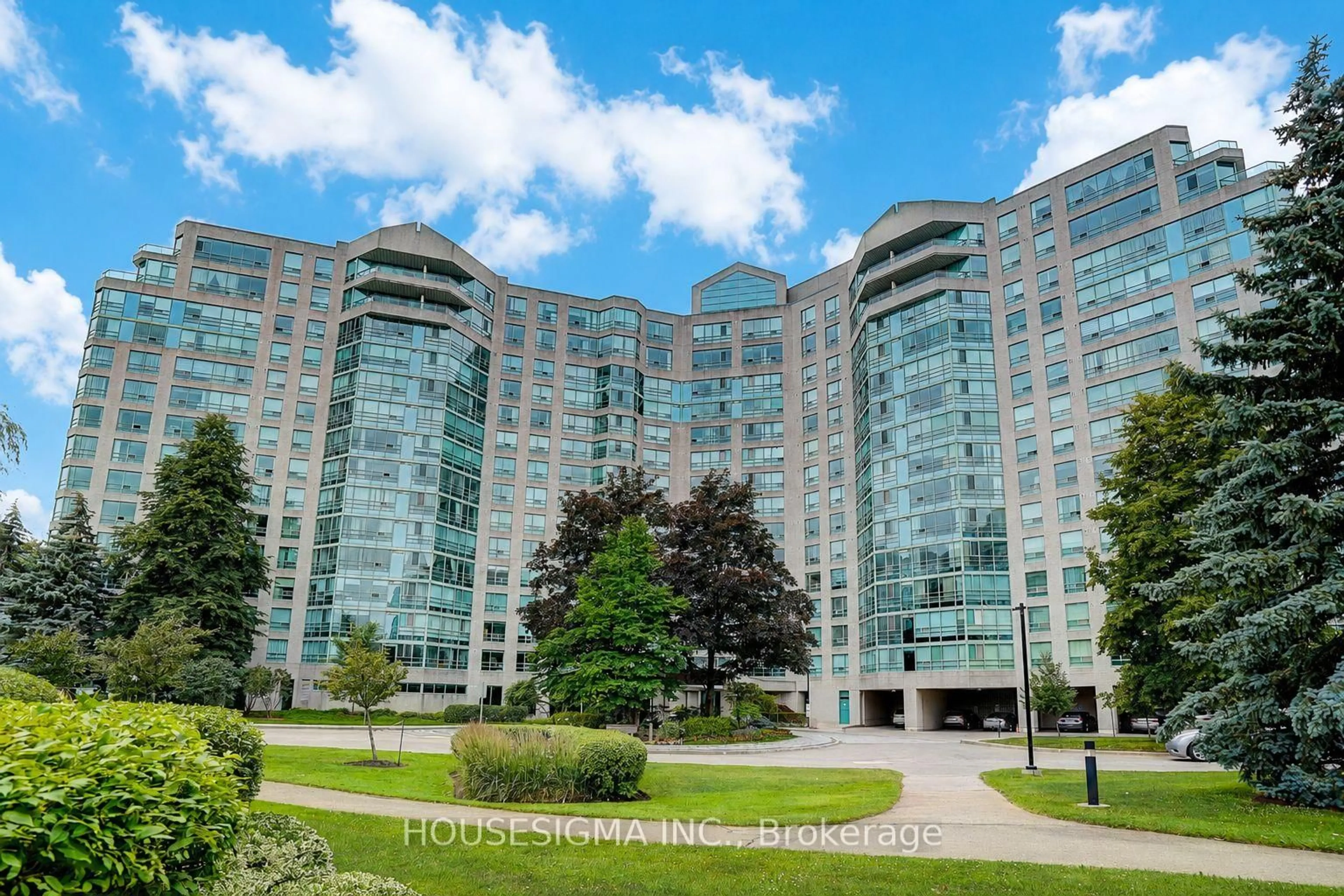 Indoor foyer for 7805 Bayview Ave #1123, Markham Ontario L3T 7N1