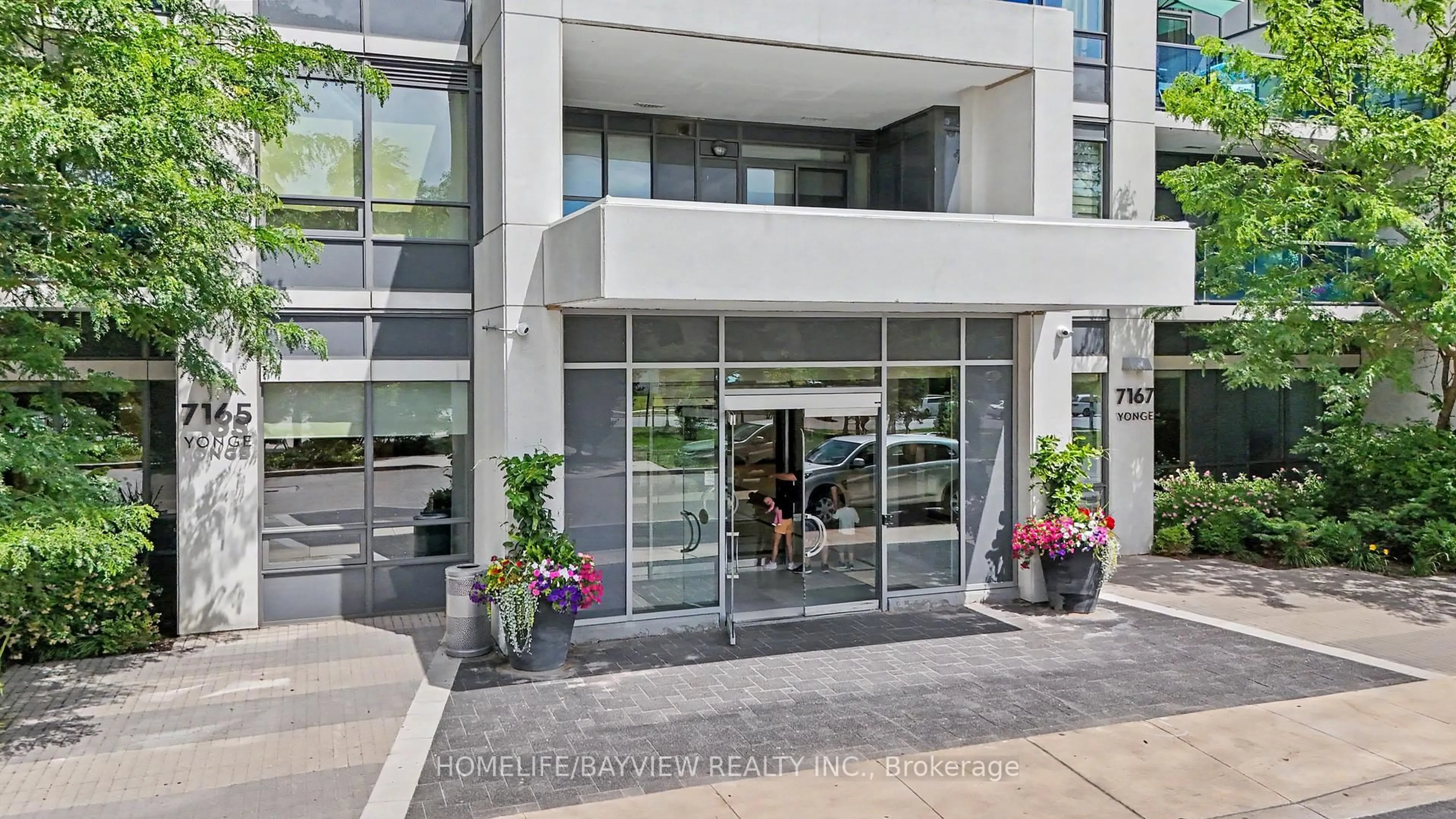 Indoor foyer for 7165 Yonge St #1408, Markham Ontario L3T 0C9