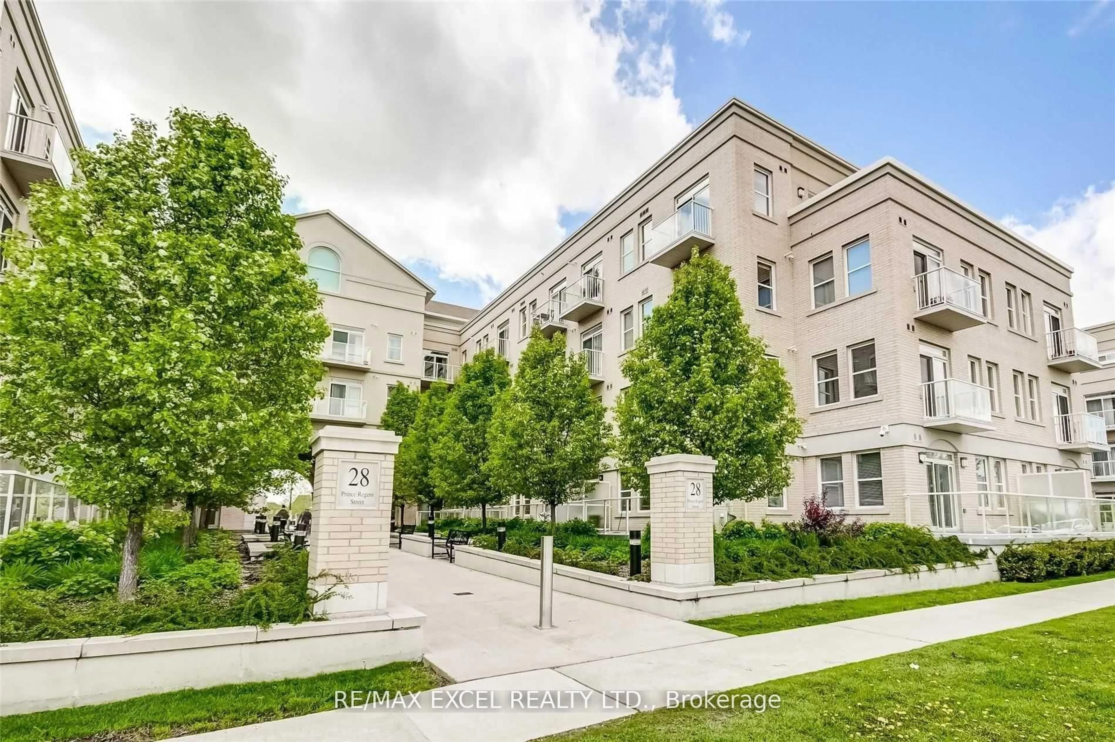 A pic from outside/outdoor area/front of a property/back of a property/a pic from drone, street for 28 Prince Regent St #241, Markham Ontario L6C 0V5
