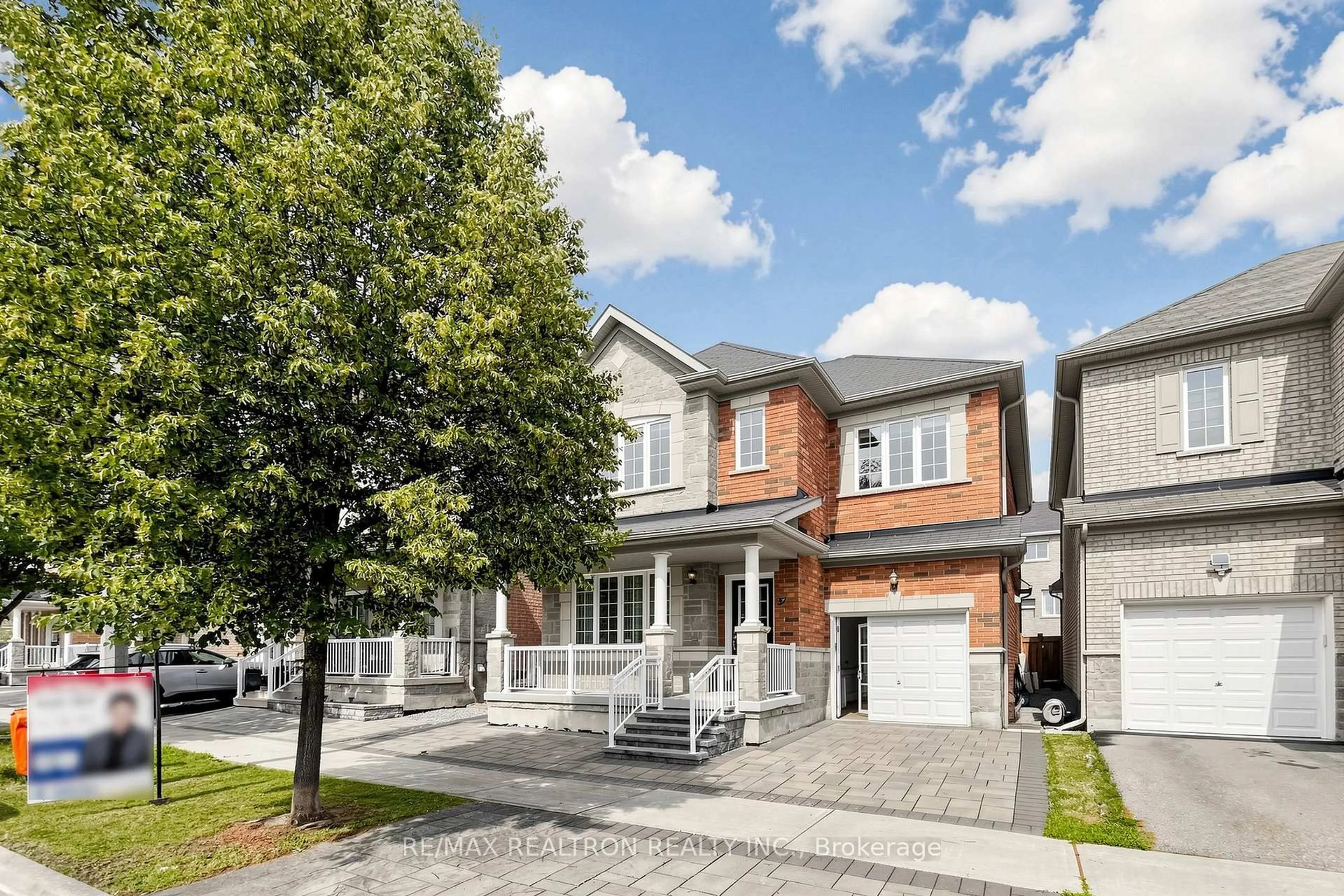 Home with brick exterior material, street for 37 Greenspire Ave, Markham Ontario L6E 0N2