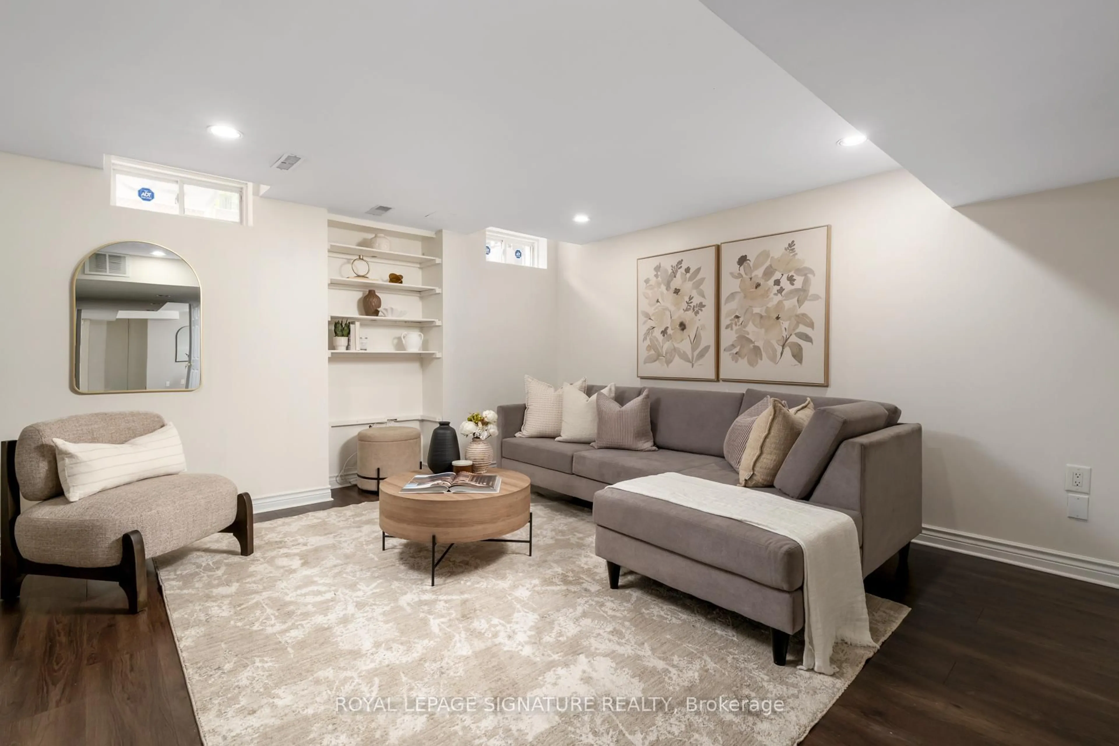 Living room with furniture, unknown for 133 Wildberry Cres, Vaughan Ontario L4H 2C4