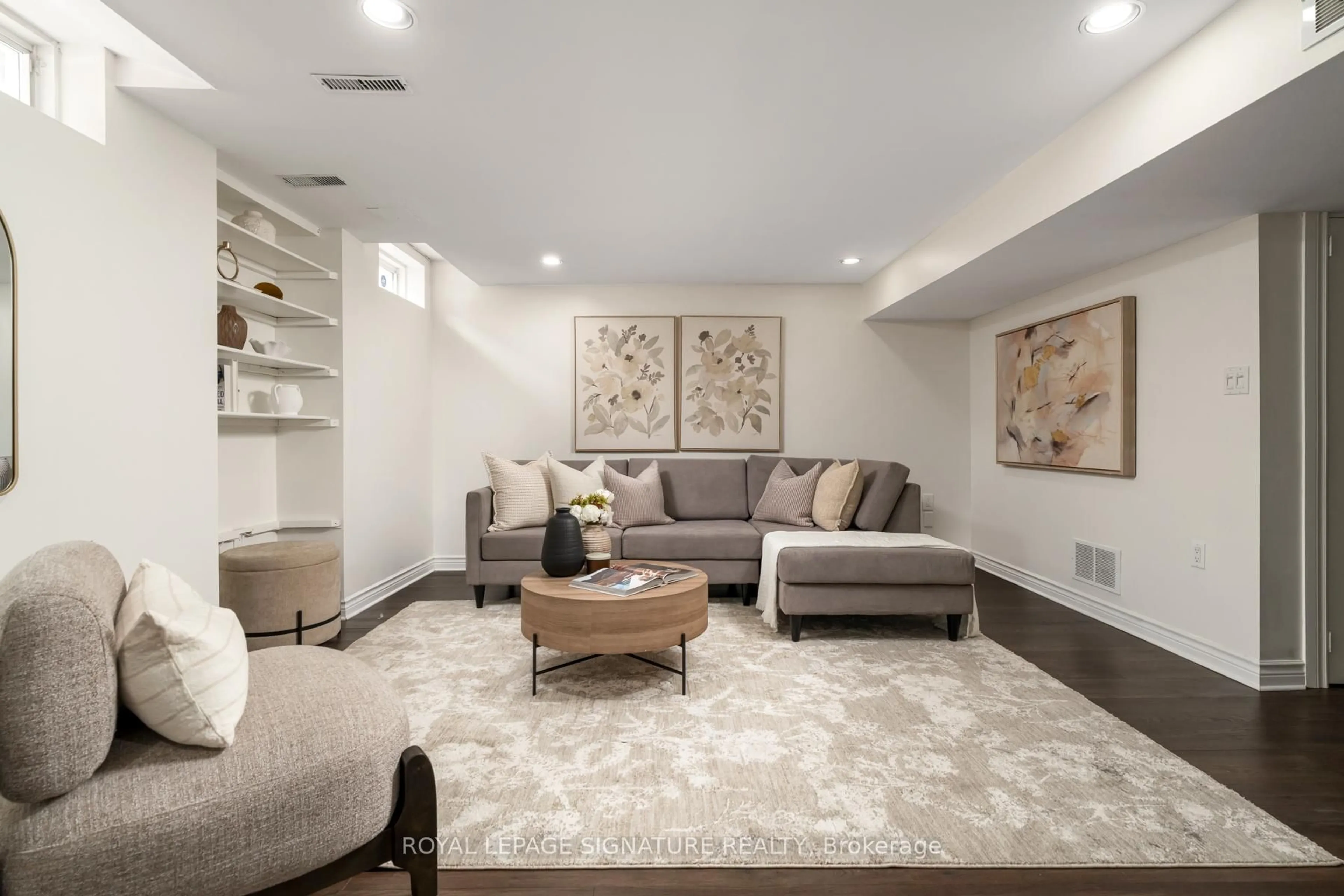 Living room with furniture, unknown for 133 Wildberry Cres, Vaughan Ontario L4H 2C4