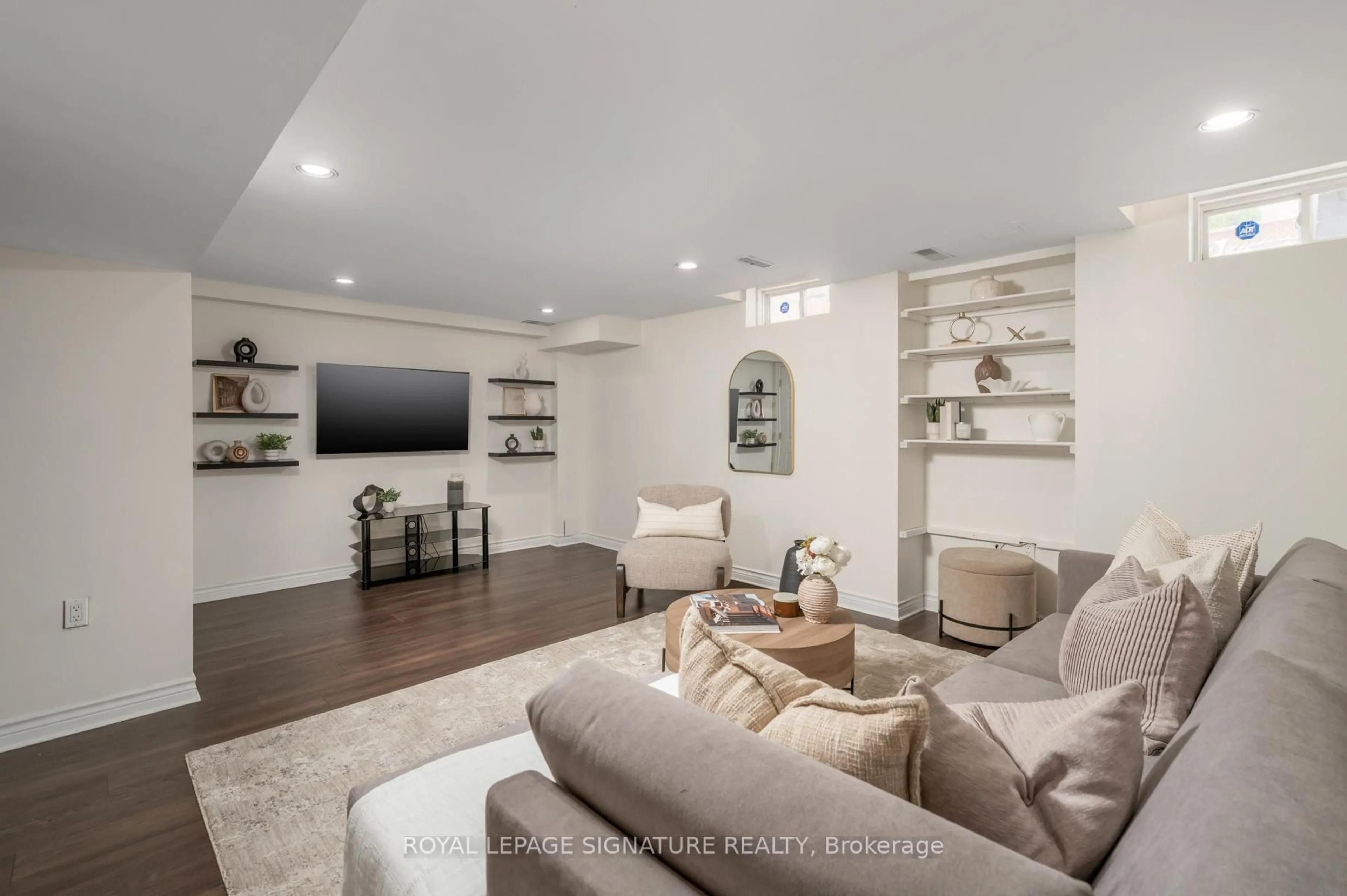 Living room with furniture, unknown for 133 Wildberry Cres, Vaughan Ontario L4H 2C4
