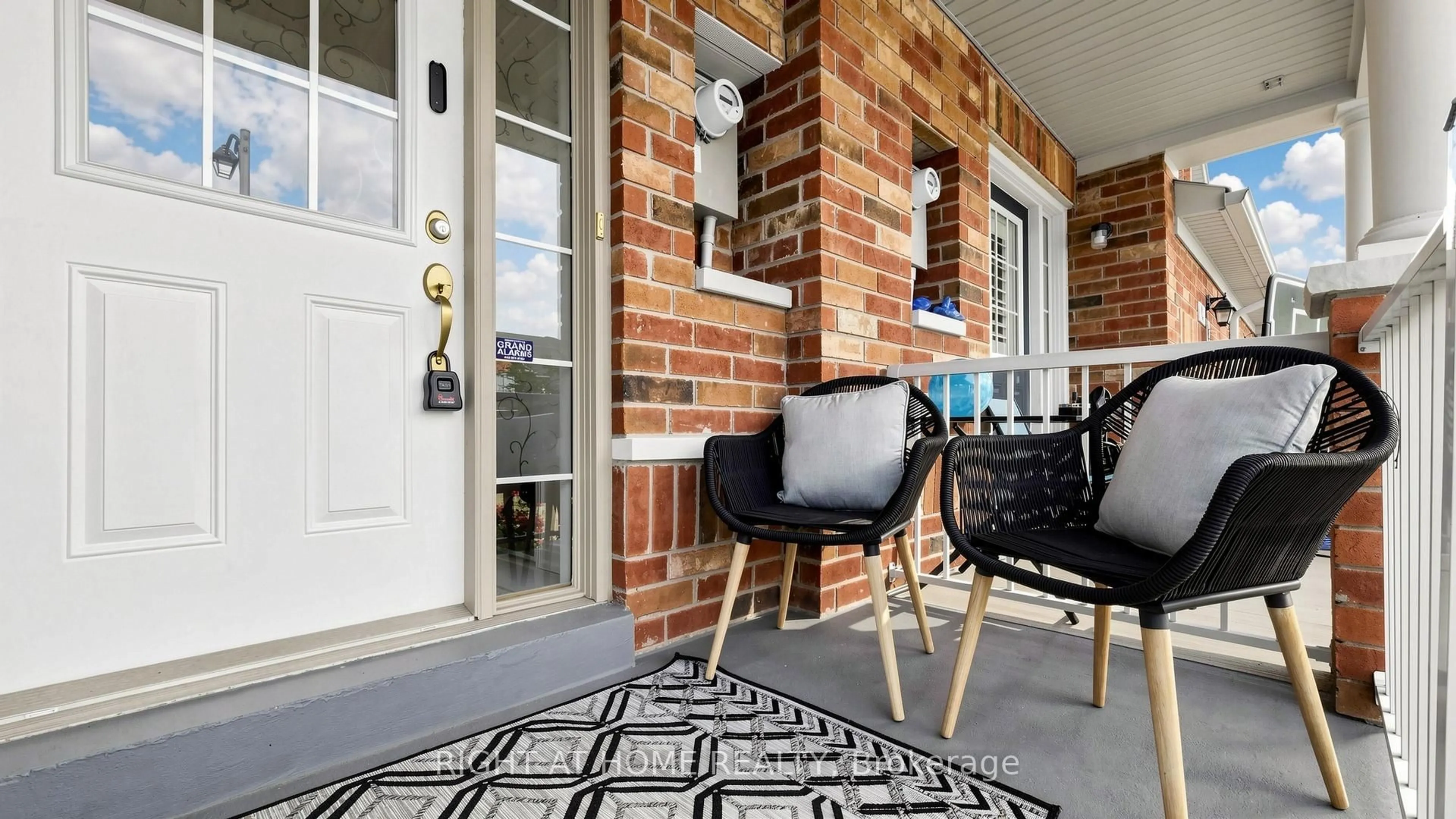 Unknown for 80 Barr Cres, Aurora Ontario L4G 0C1