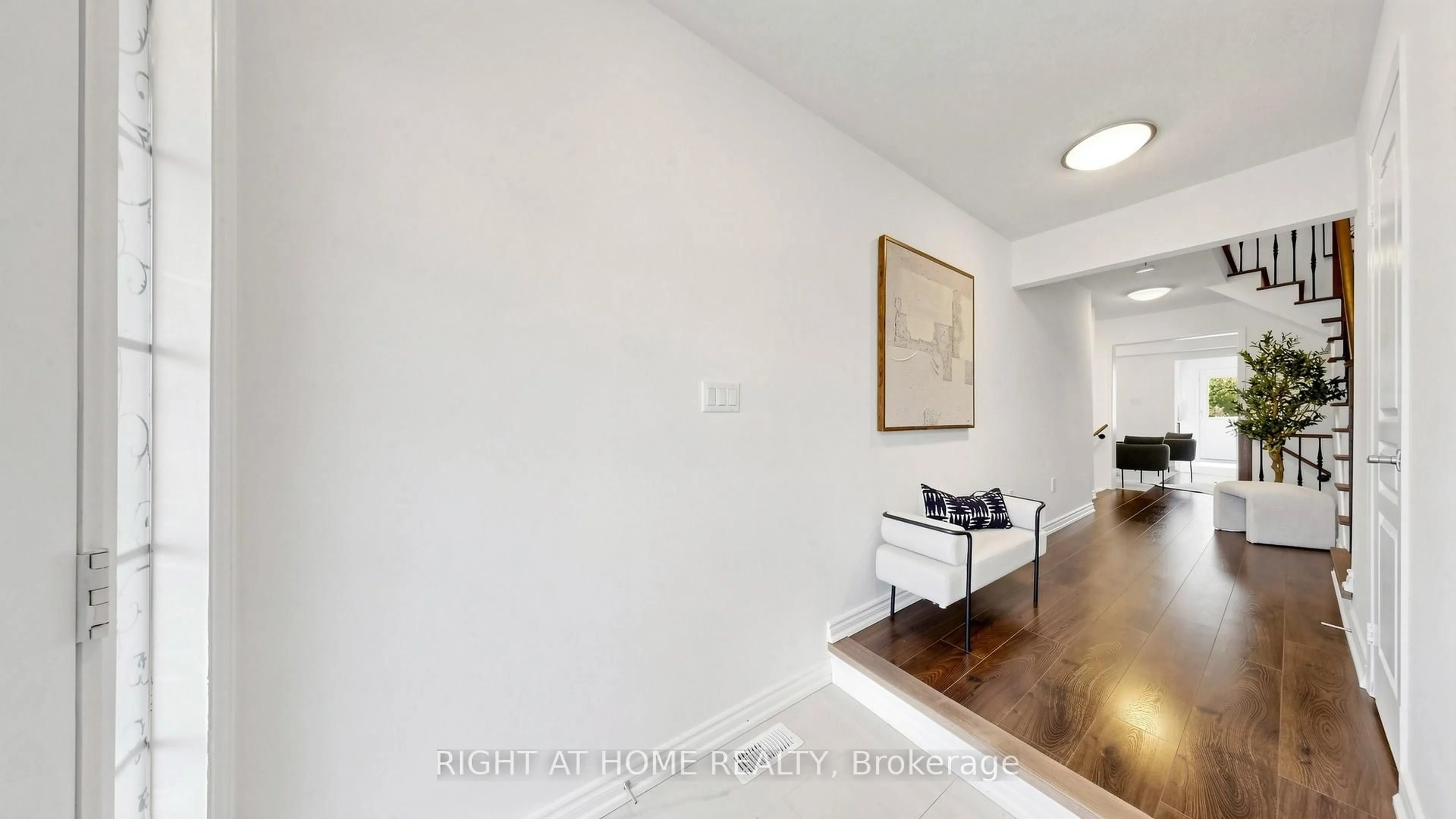 Unknown for 80 Barr Cres, Aurora Ontario L4G 0C1