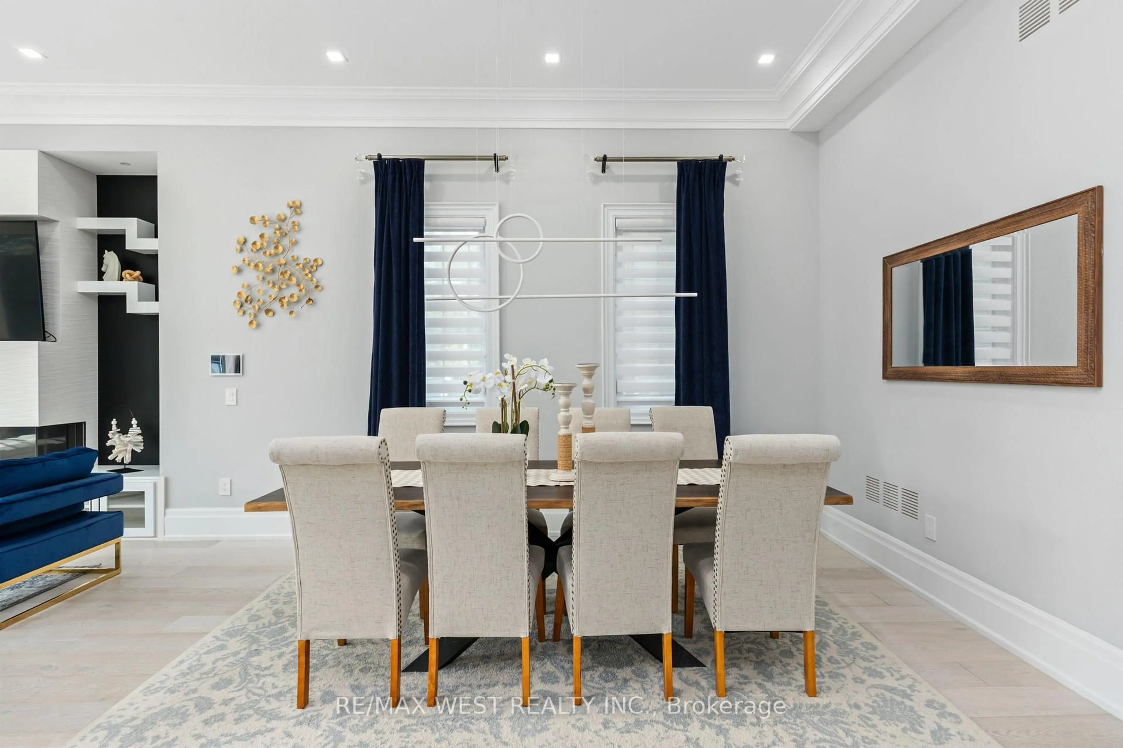 Dining room, unknown for 62 Sherwood Forest Dr, Markham Ontario L3P 1P8