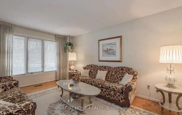 19 Western Skies Crt, Vaughan 5