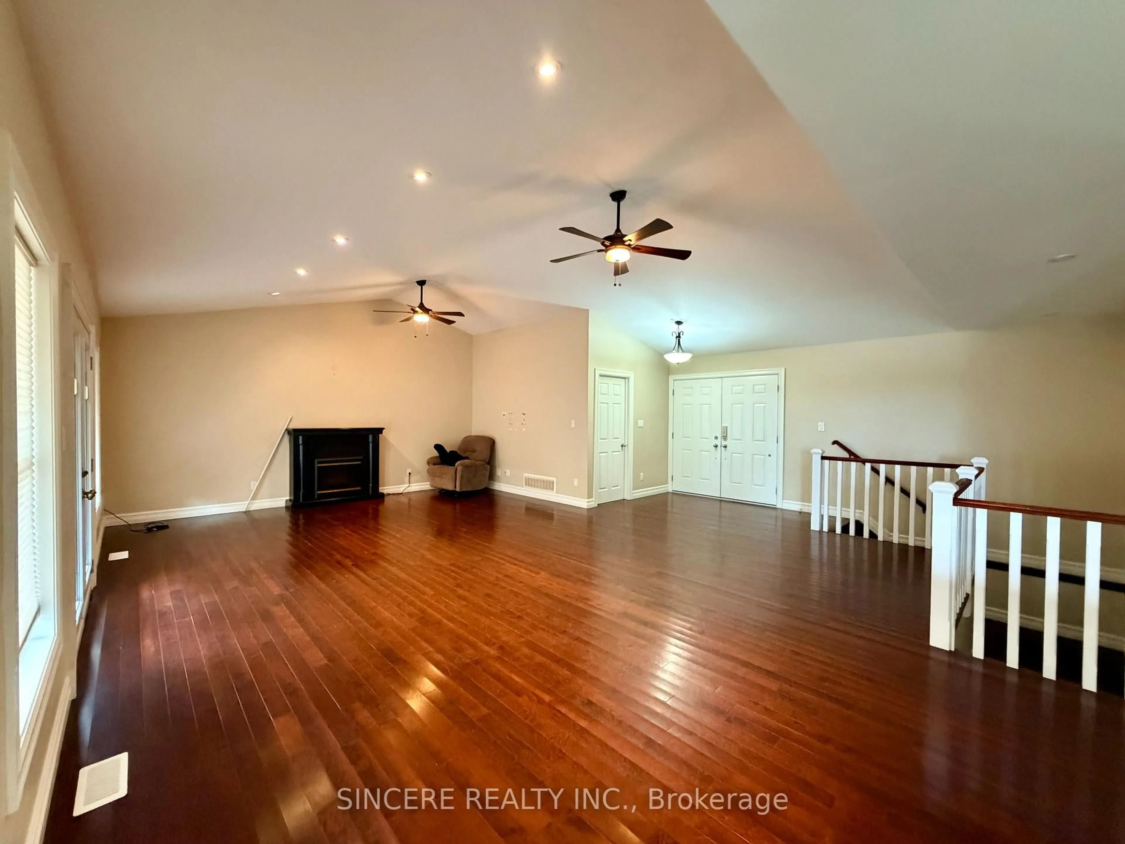 A pic of a room for 7132 County Rd 27 Rd, Essa Ontario L0L 2N2