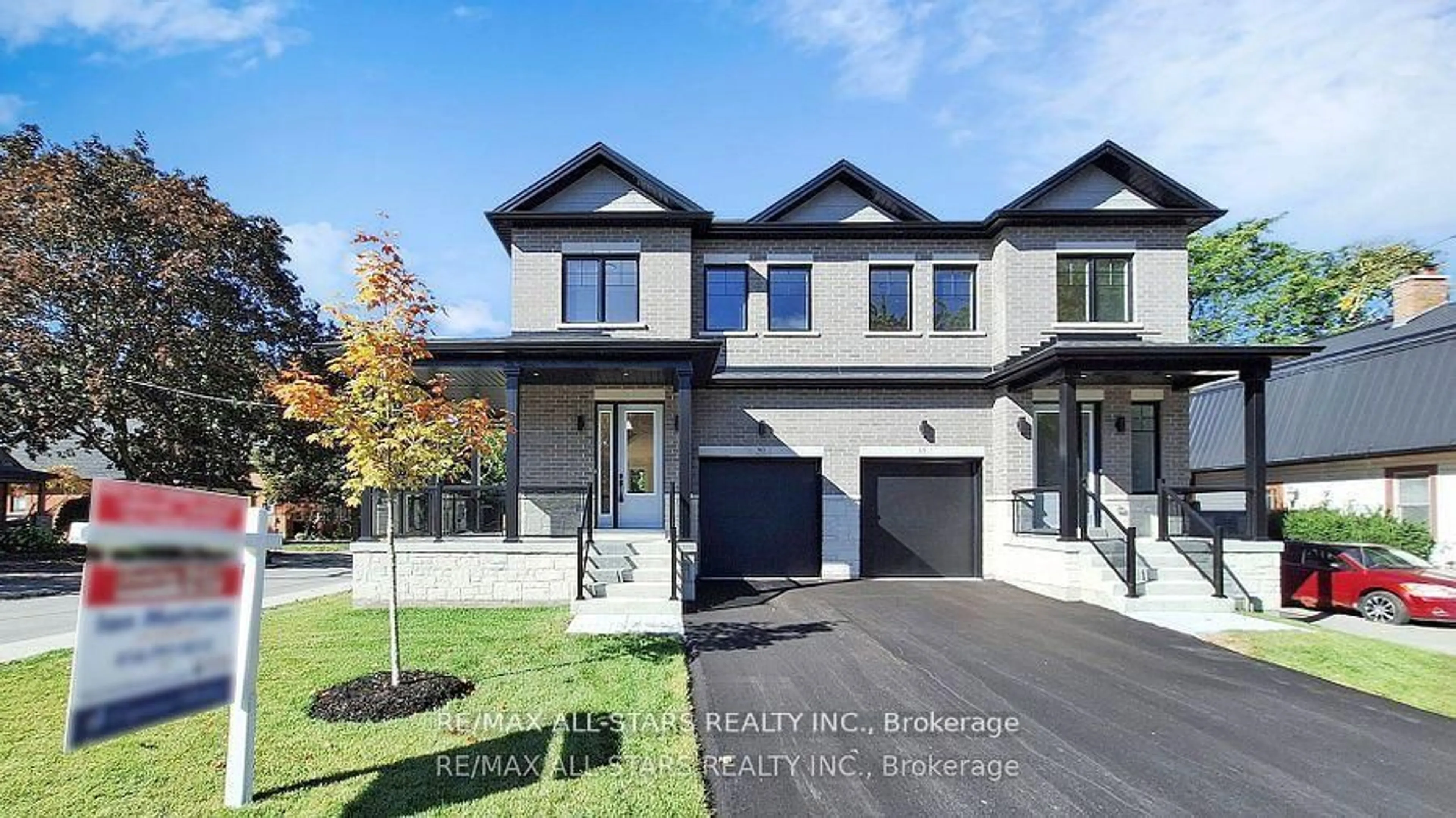 Home with brick exterior material, street for 50 Third Ave, Uxbridge Ontario L9P 1K5