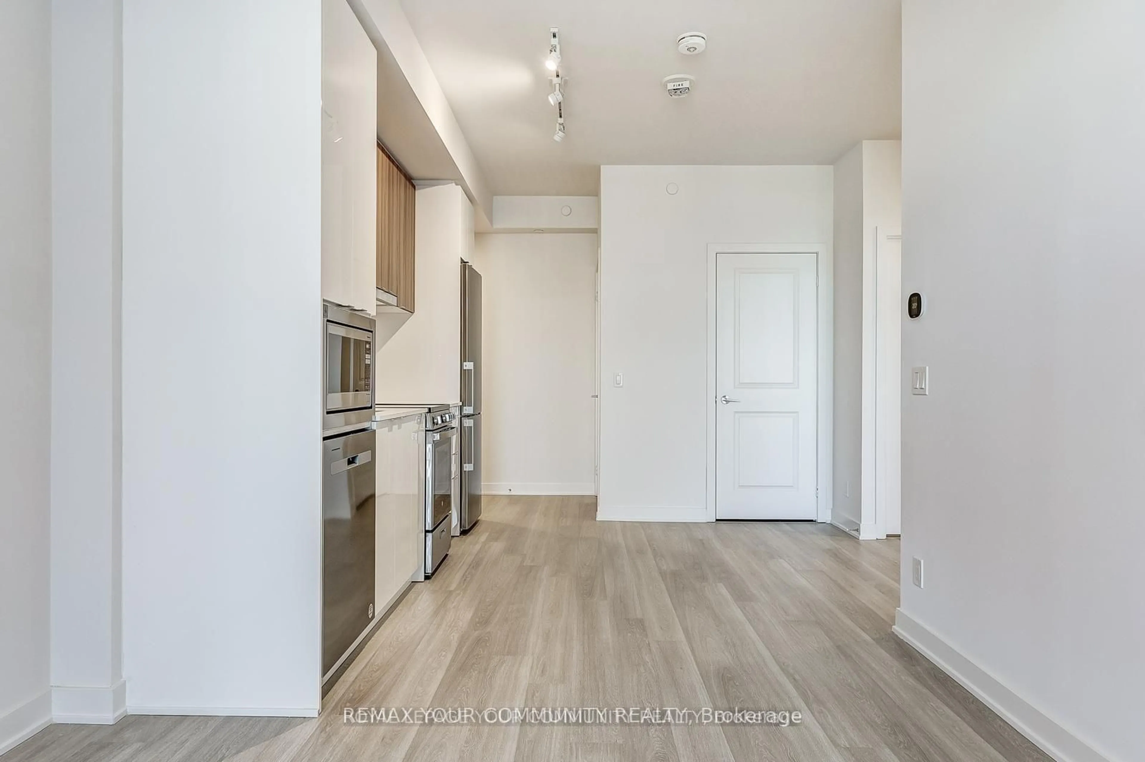 Unknown for 30 Upper Mall Way #3006, Vaughan Ontario L4J 0L7